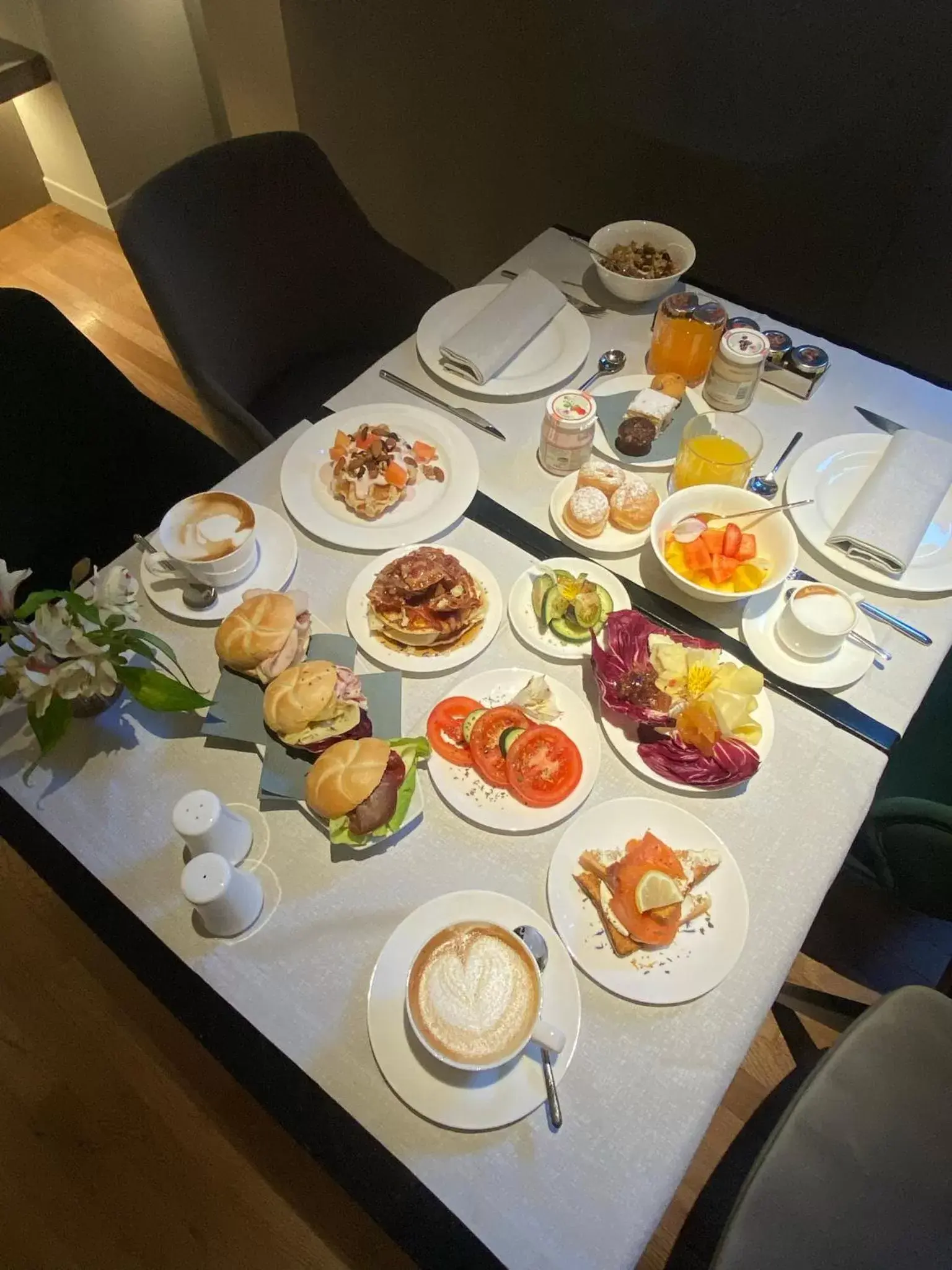 Breakfast in Palazzo Porta Romana Hotel