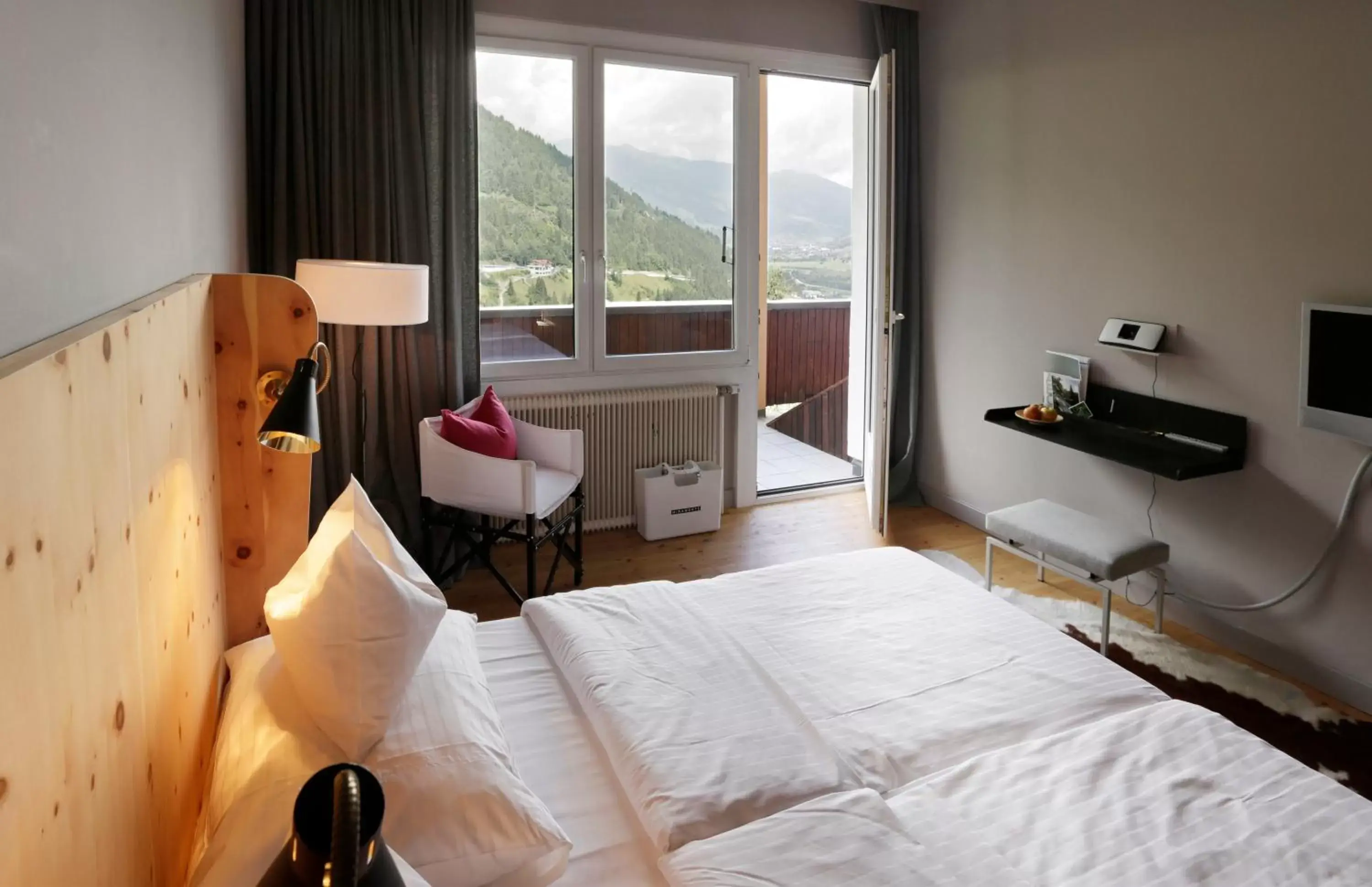 Small Double Room with Panoramic View in Design Hotel Miramonte