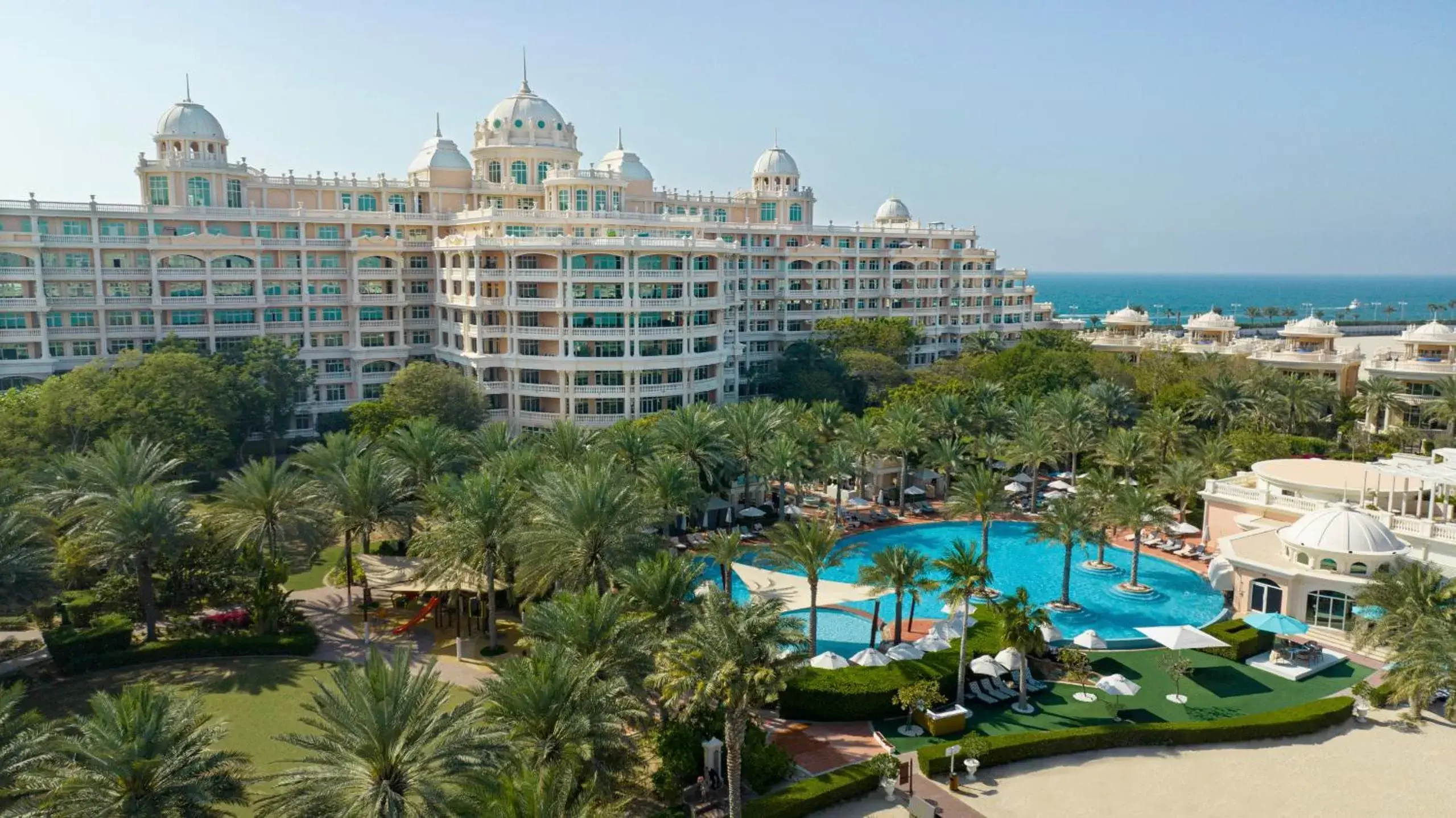 Property building, Pool View in Kempinski Hotel & Residences Palm Jumeirah
