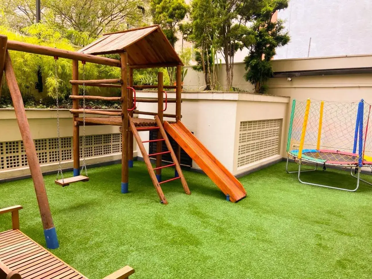 Children play ground, Children's Play Area in George V Casa Branca