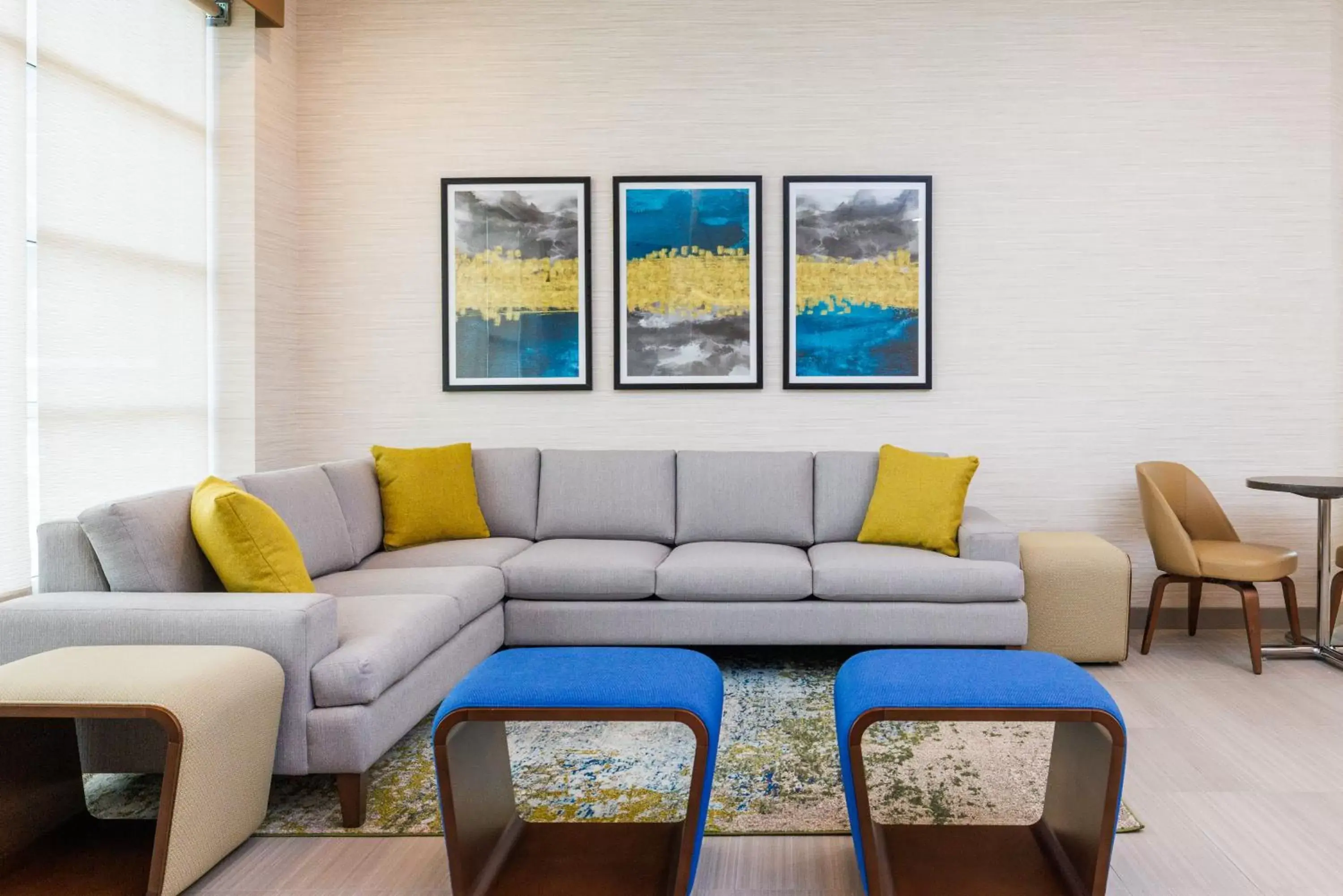 Communal lounge/ TV room, Seating Area in Hyatt Place San Carlos