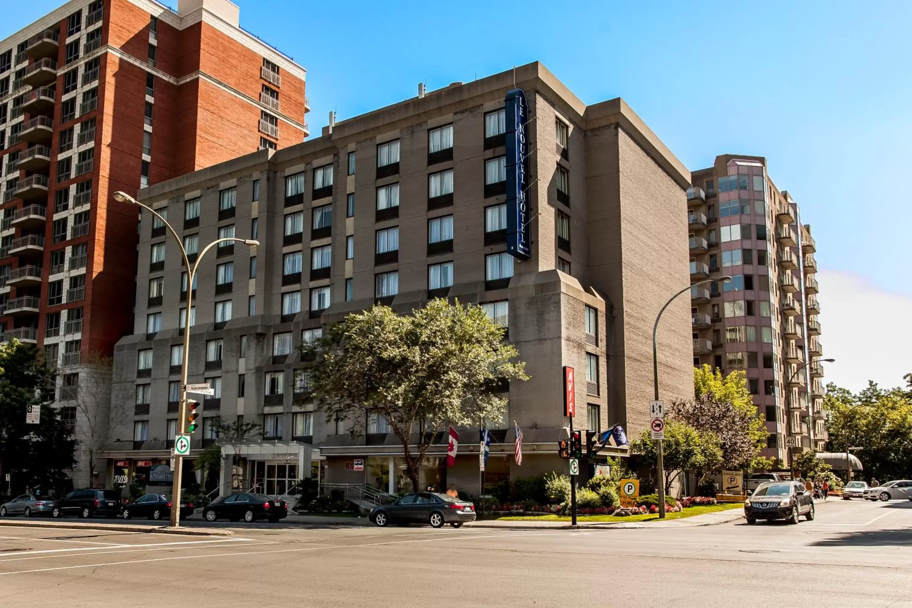 Facade/entrance, Property Building in Le Nouvel Hotel