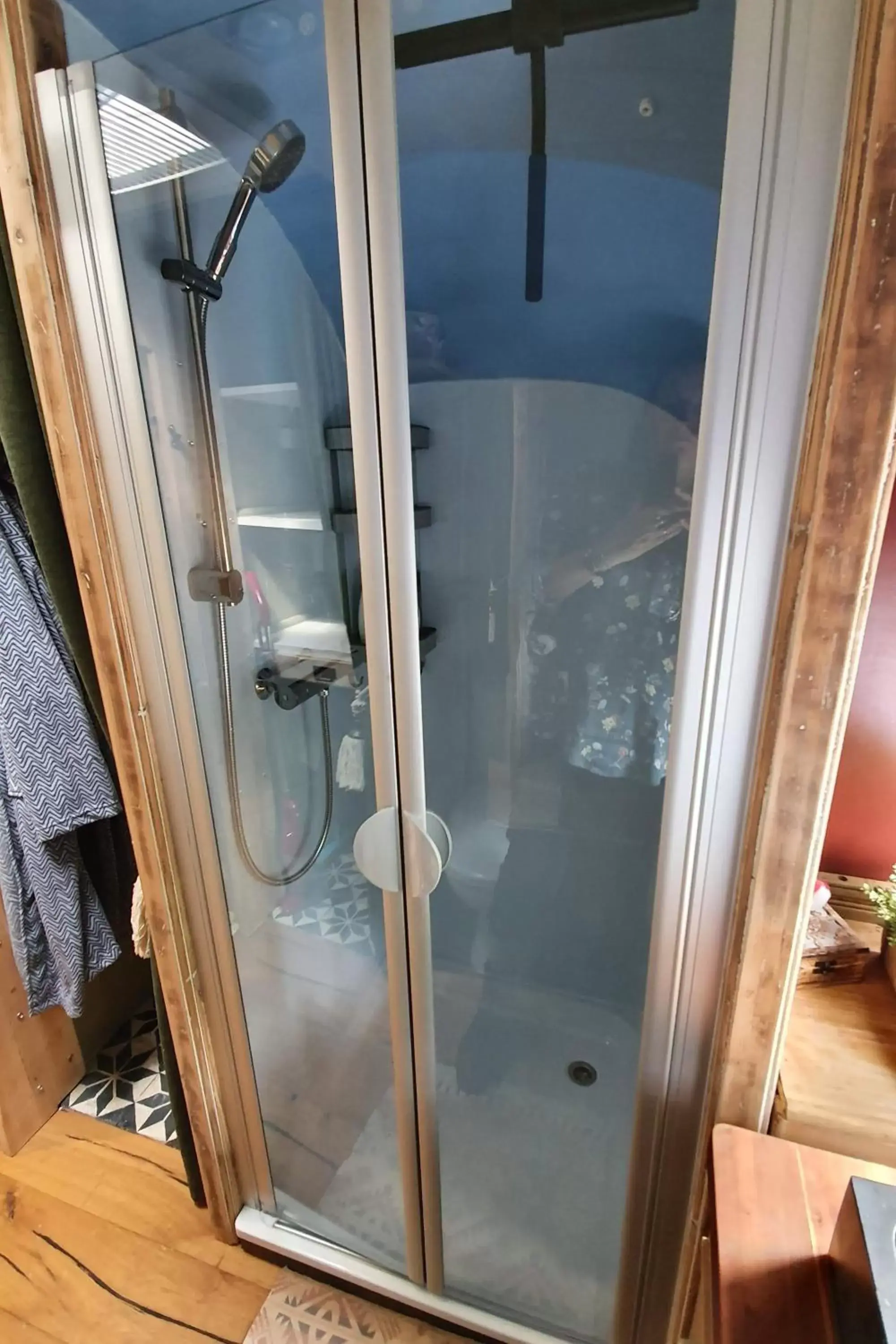 Shower, Bathroom in AirstreamNB