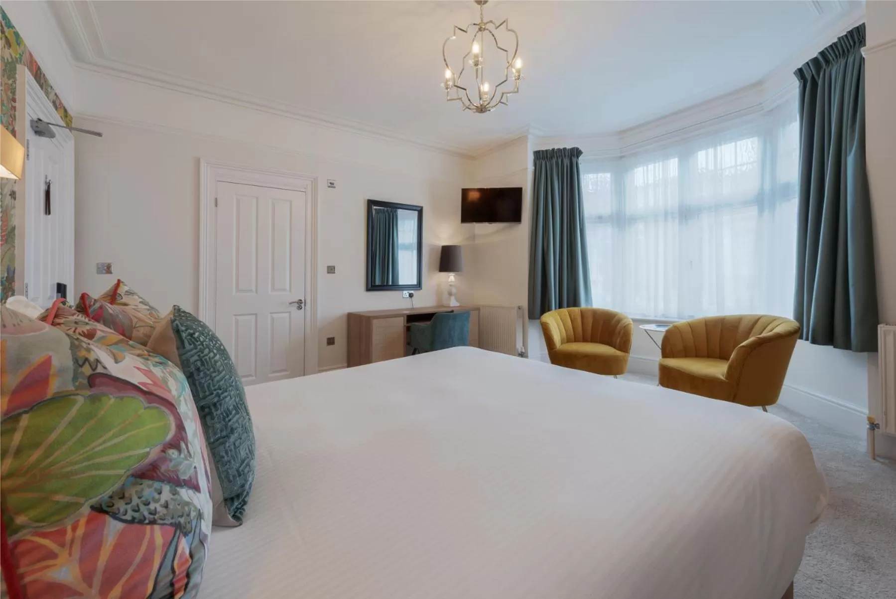 Seating area, Bed in Florence Gardens Boutique Hotel and Restaurant