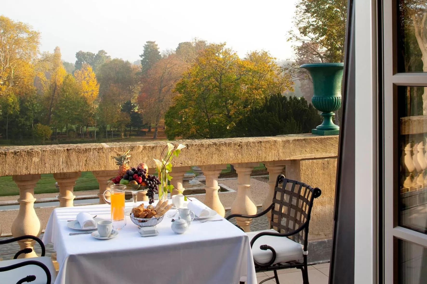 Balcony/Terrace in Auberge du Jeu de Paume