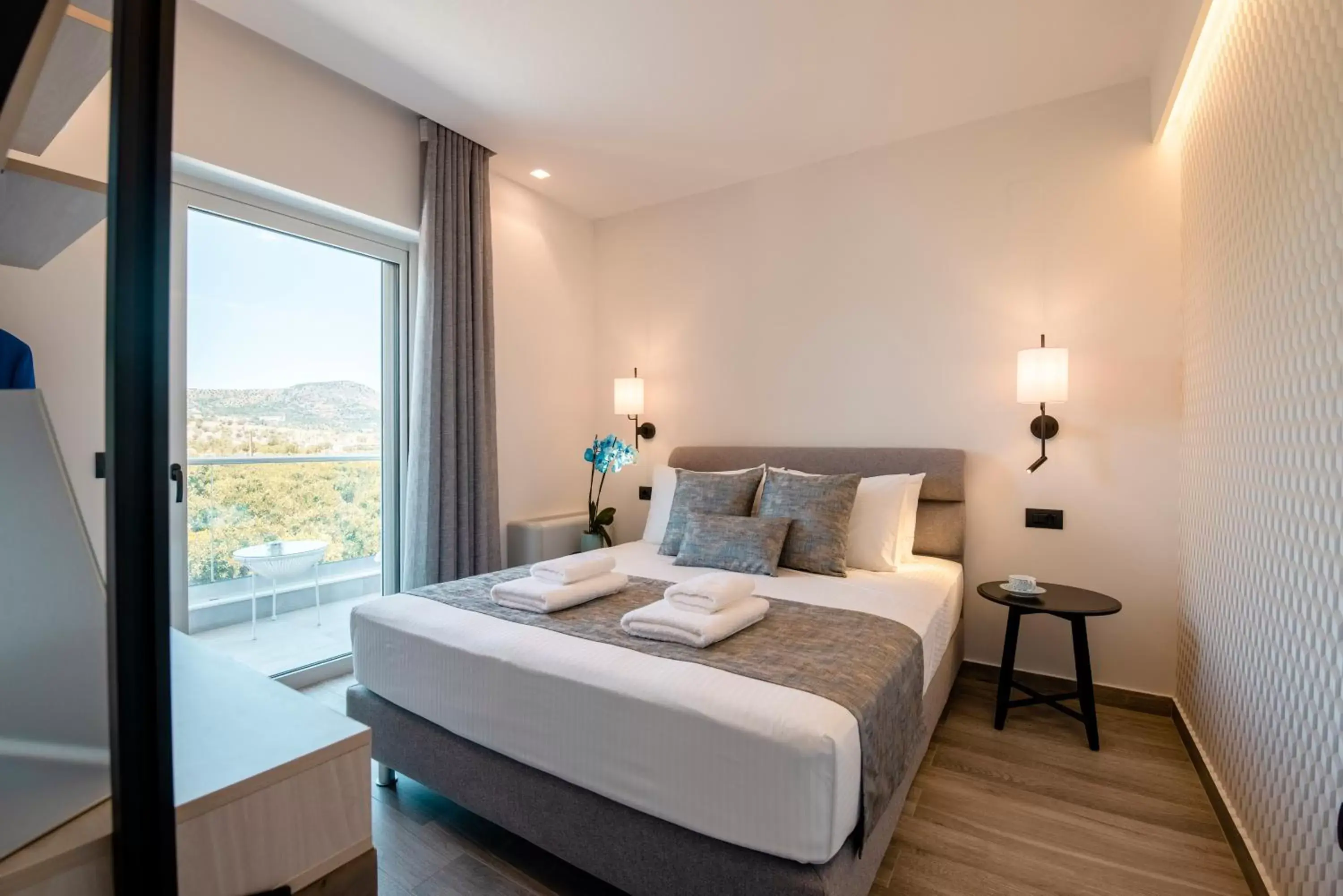Bed in Frunze Luxury Apartments