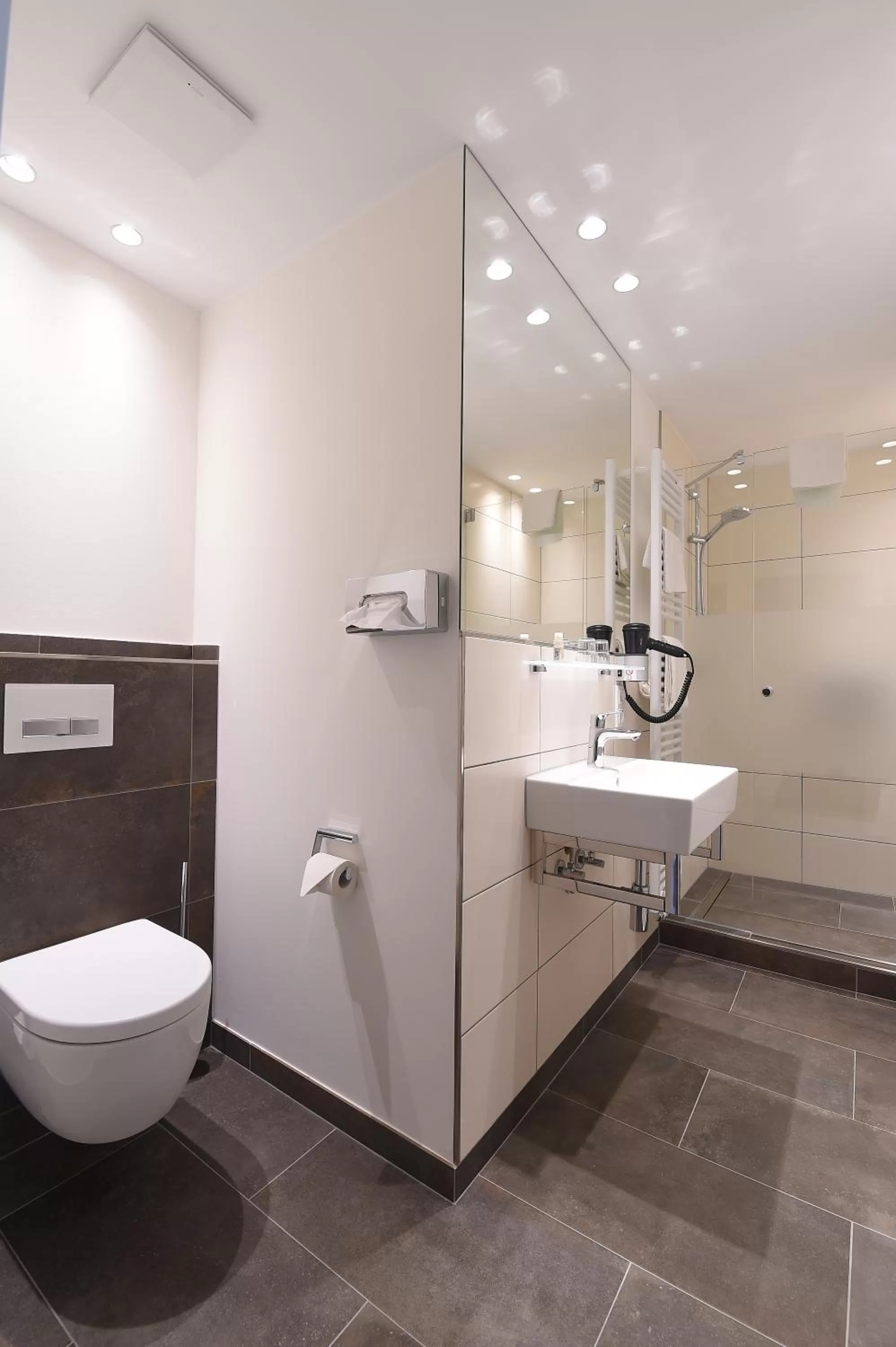 Bathroom in Landhotel Gasthof Willecke