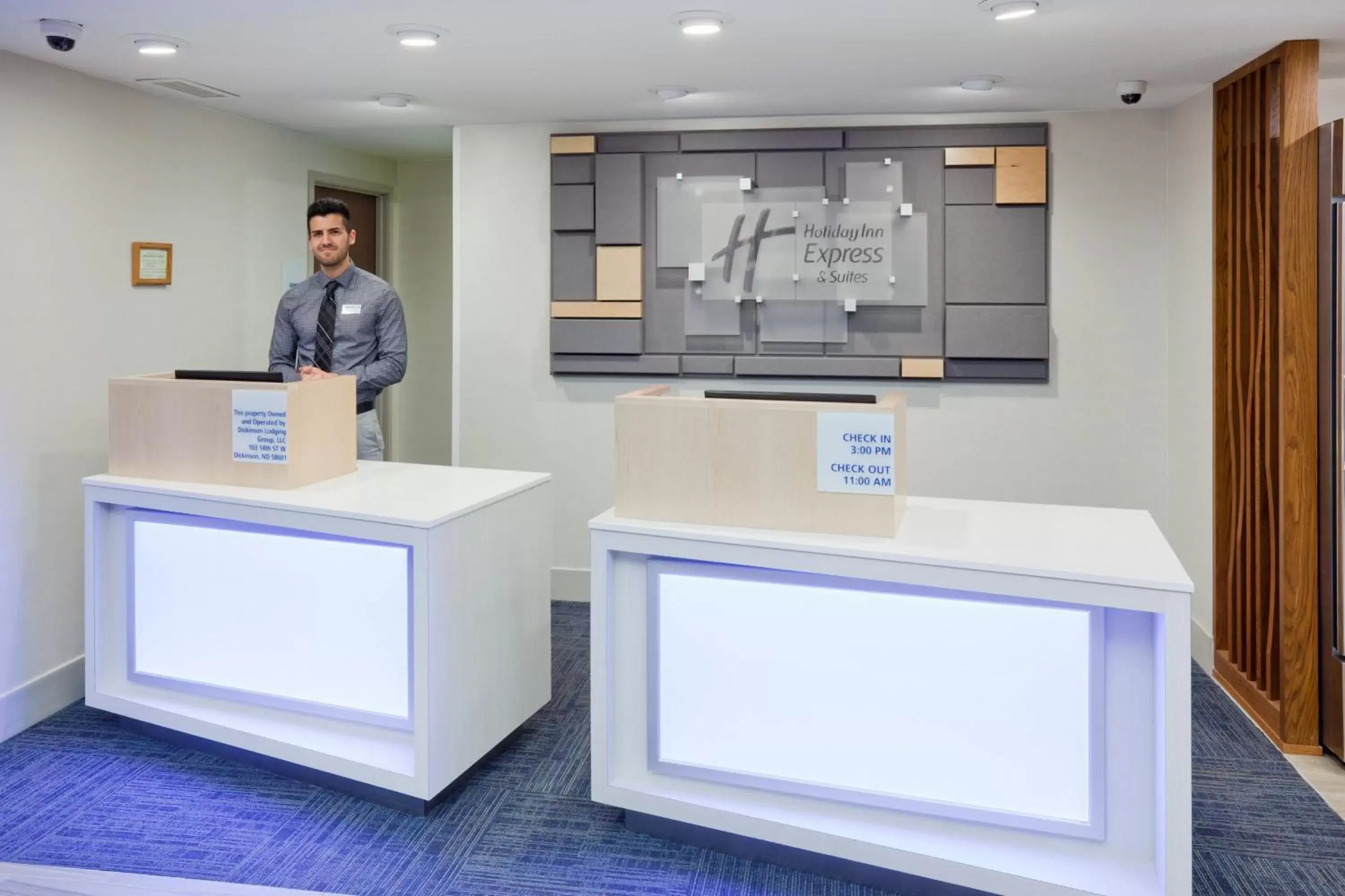 Property building, Lobby/Reception in Holiday Inn Express & Suites - Dickinson, an IHG Hotel