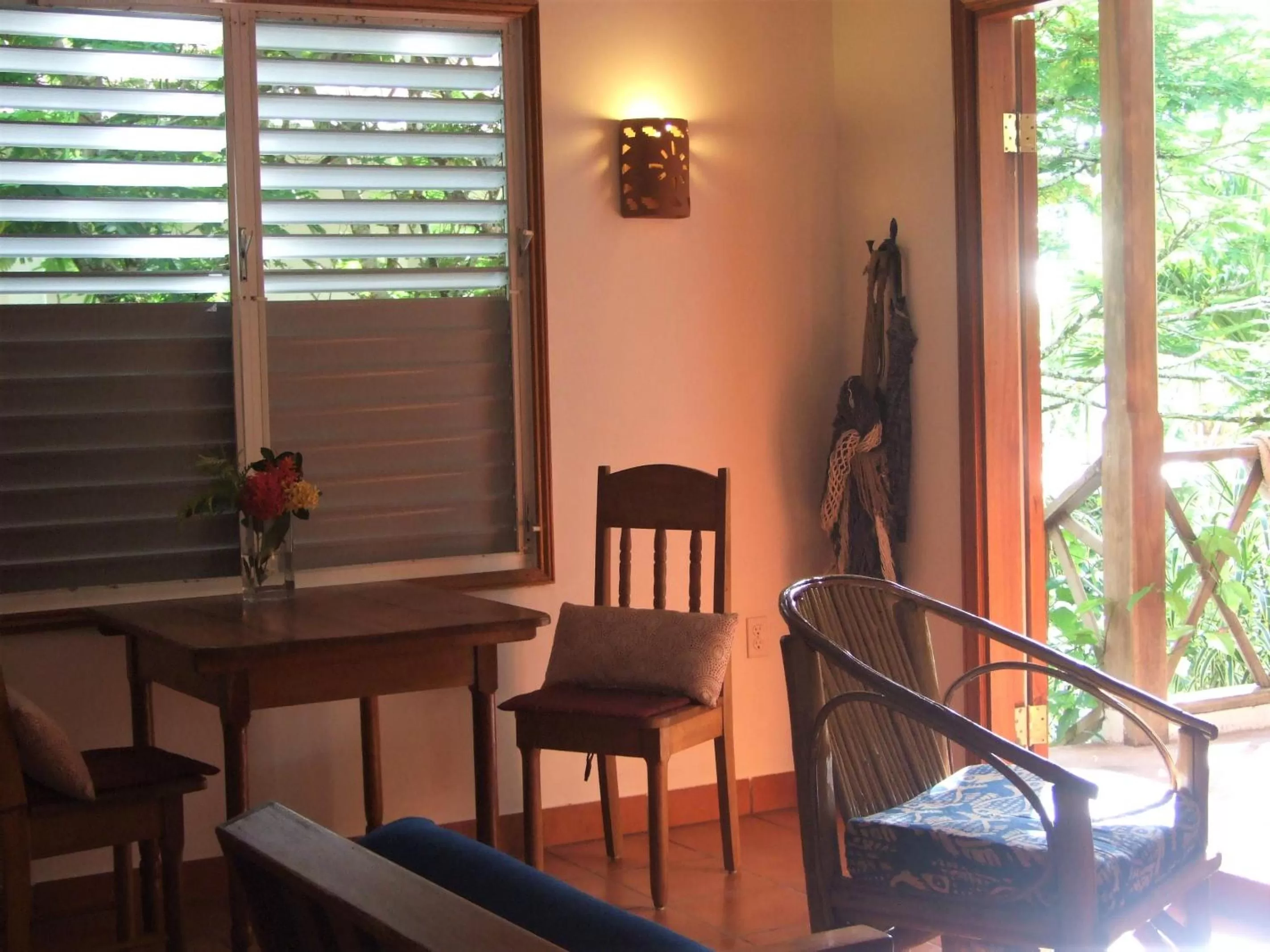 Living room in BlueBelize B&B