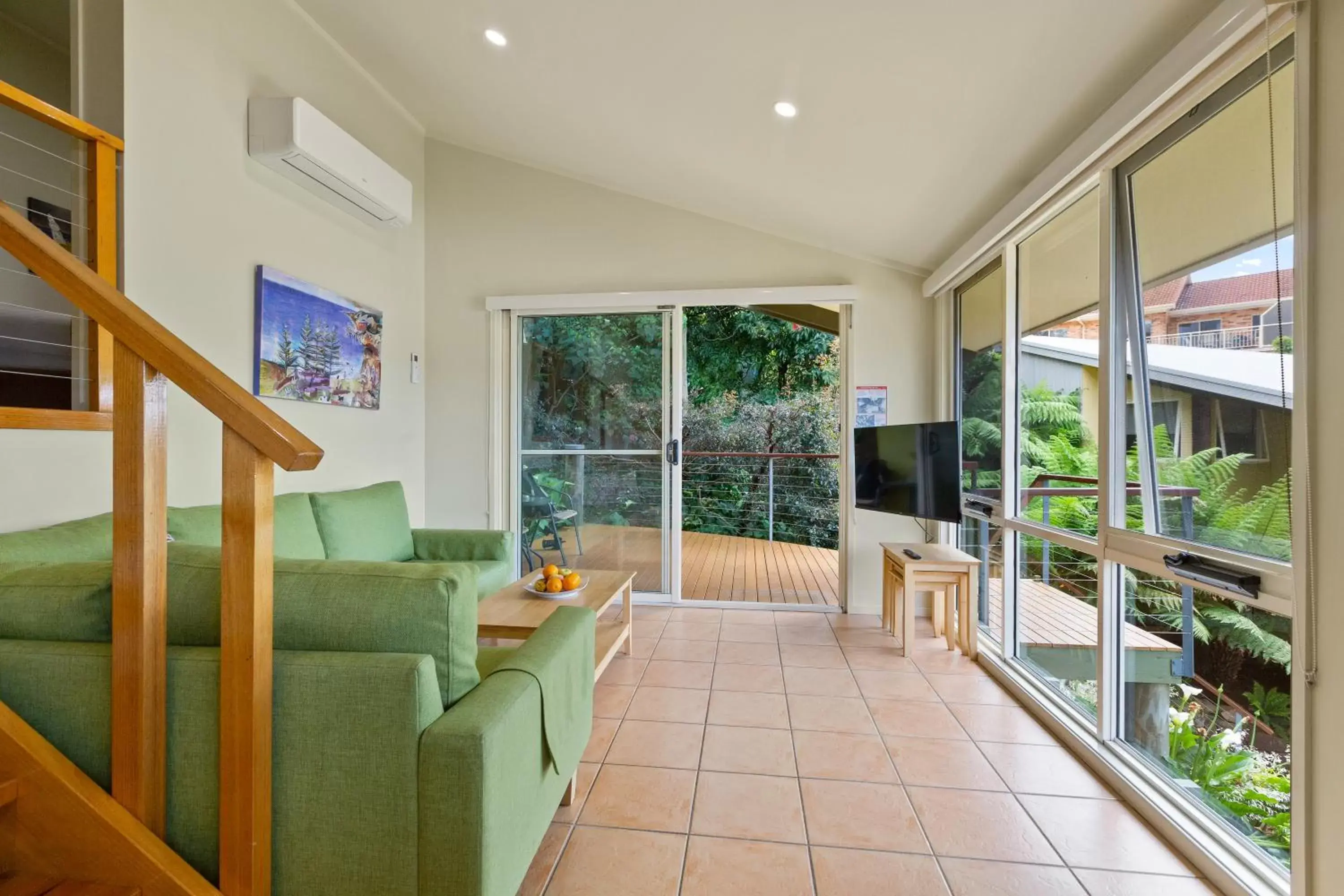 Seating Area in Tathra Beach House Holiday Apartments