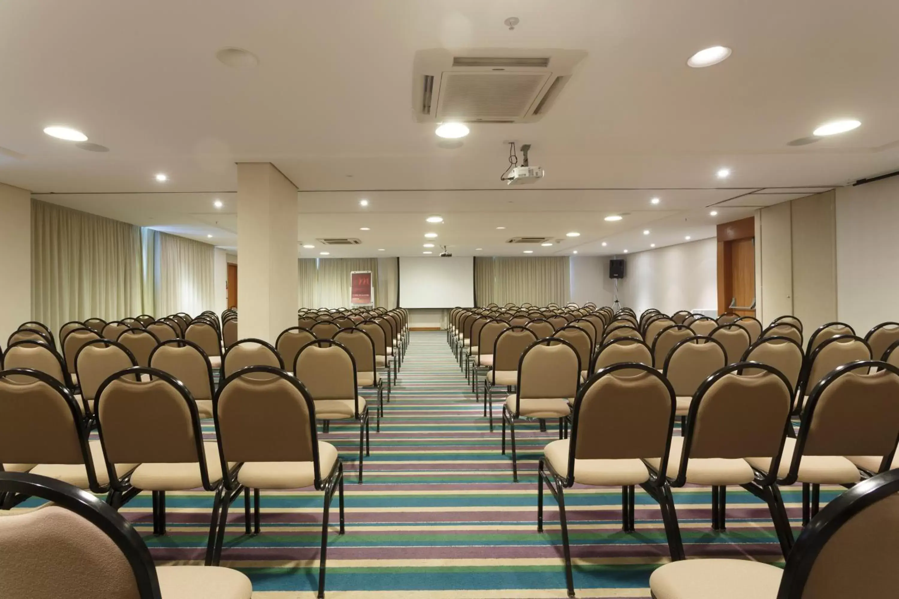 Business facilities in Mercure Salvador Pituba