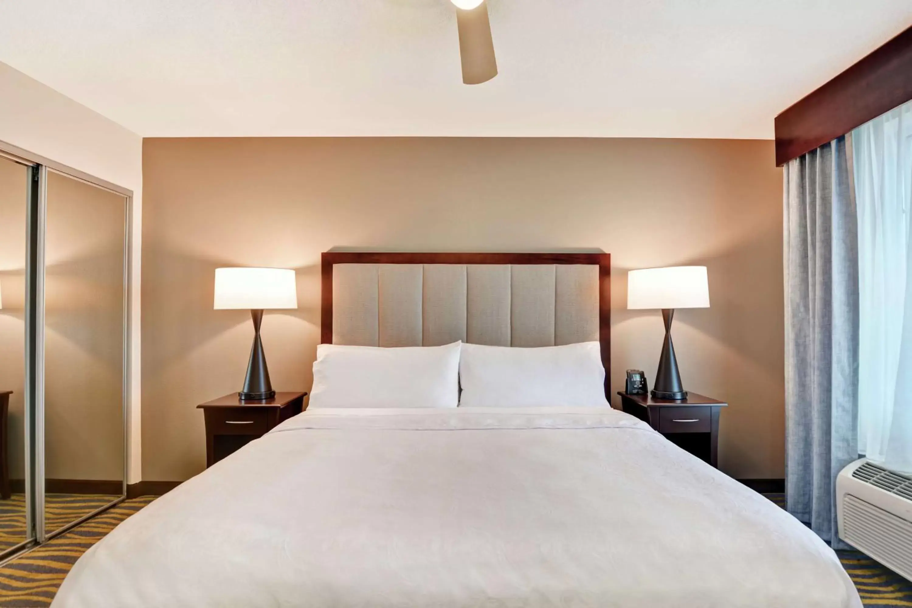 Bed in Homewood Suites by Hilton Lake Buena Vista - Orlando