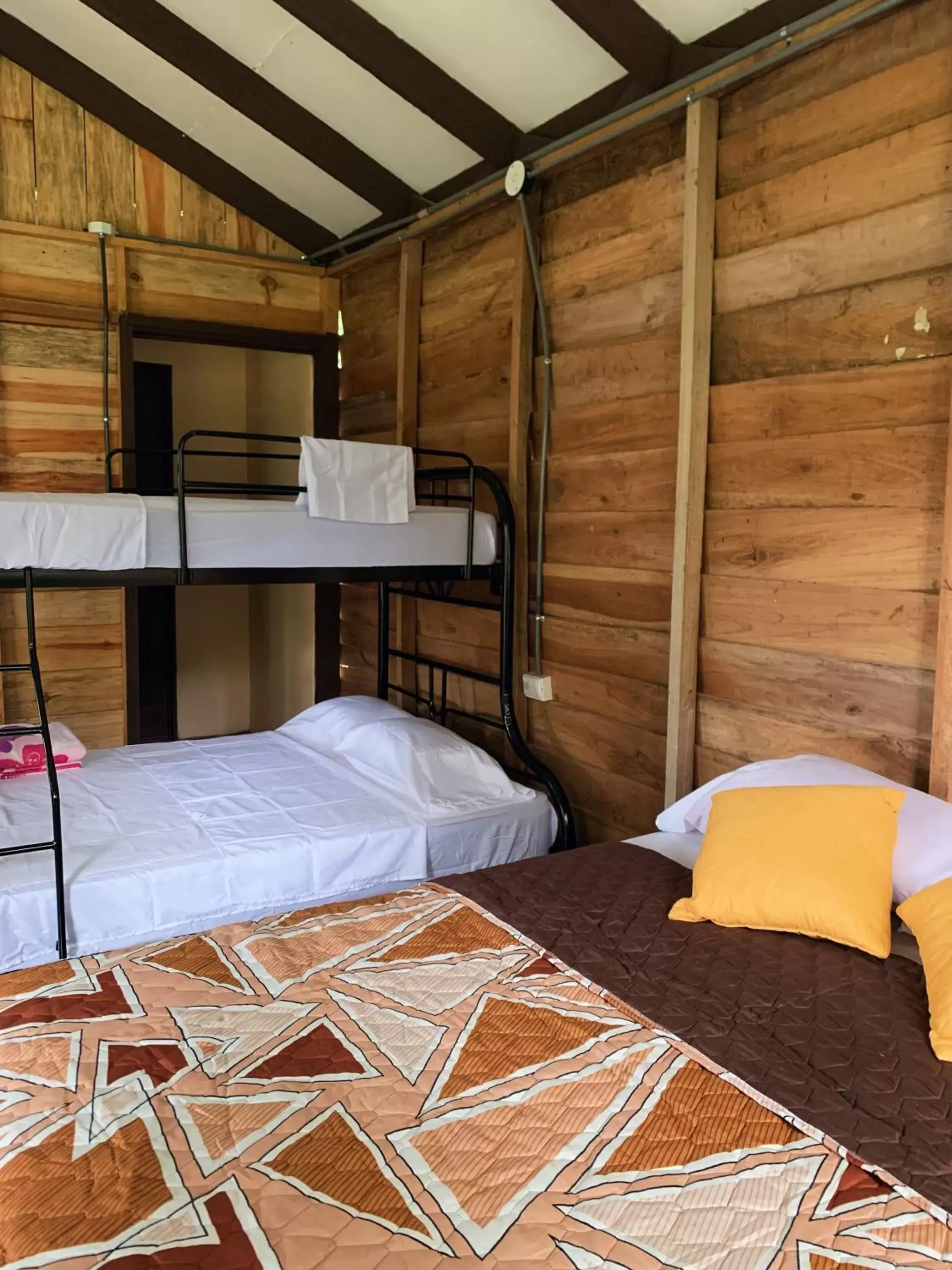 Bed, Bunk Bed in Hospedaje La Naciente