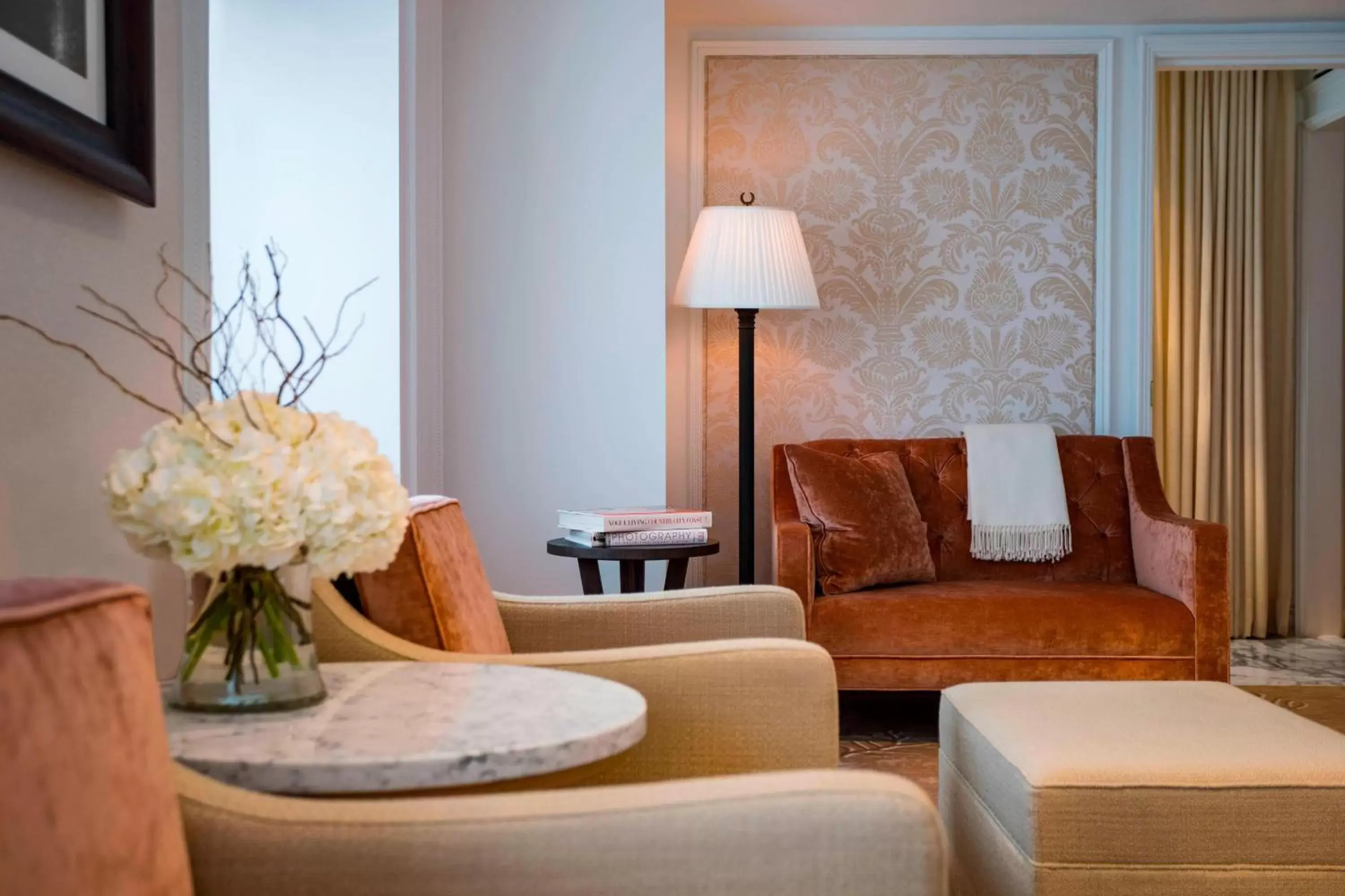 Lounge or bar, Seating Area in The Ritz-Carlton New York, Central Park