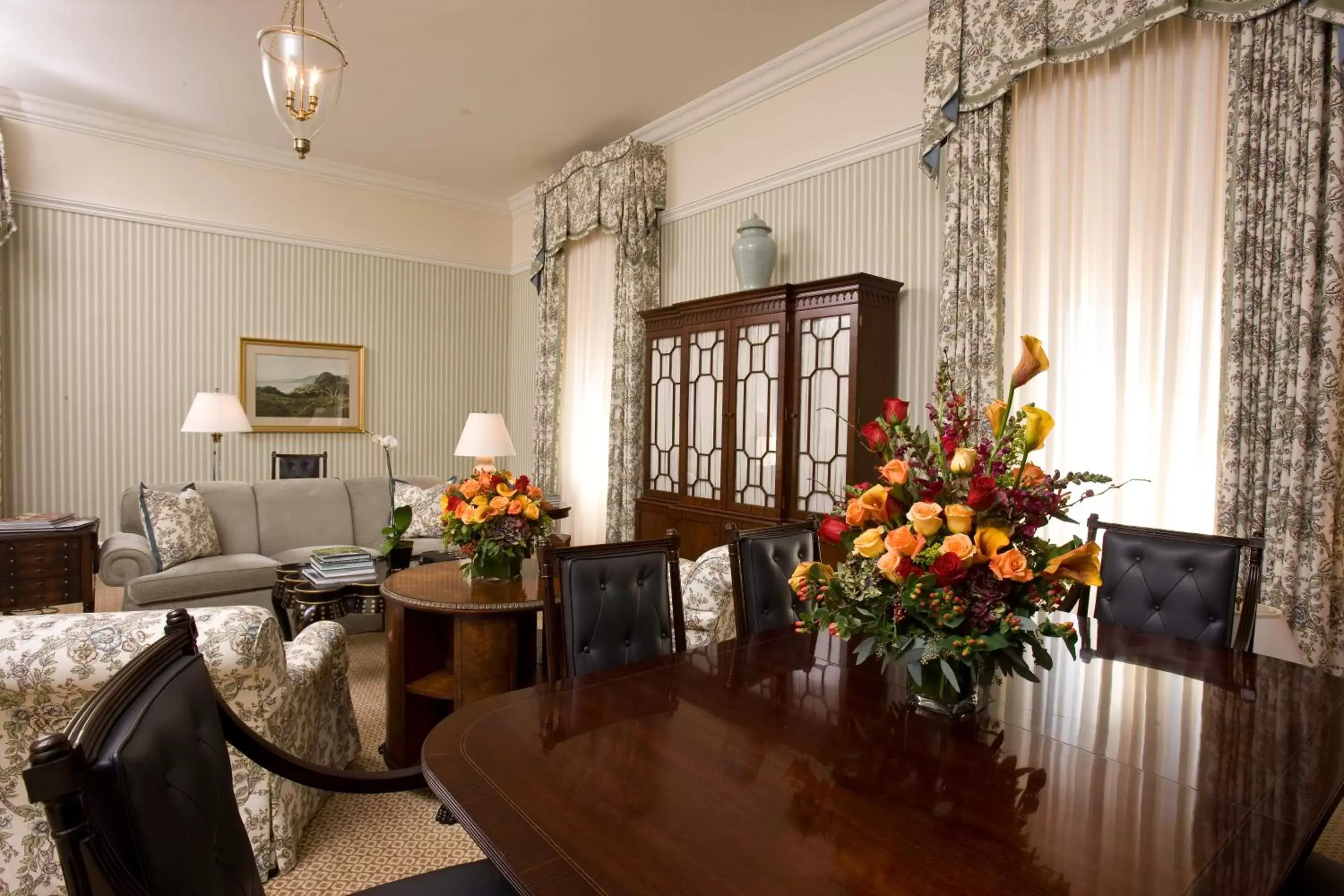 Living room, Dining Area in Capital Hotel