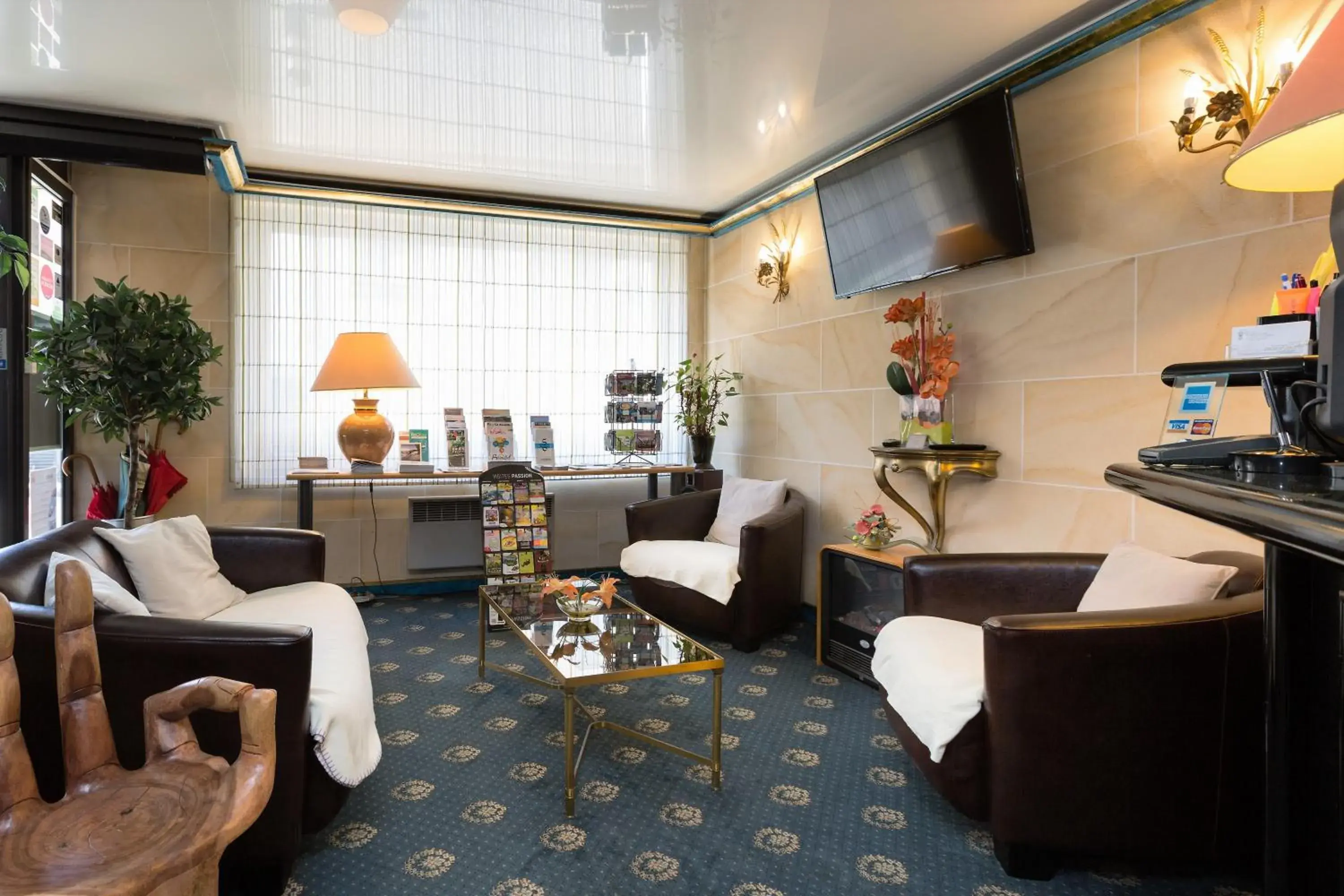 Lobby or reception in Hotel De Clisson Saint Brieuc Lobby or reception in Hotel De Clisson Saint Brieuc