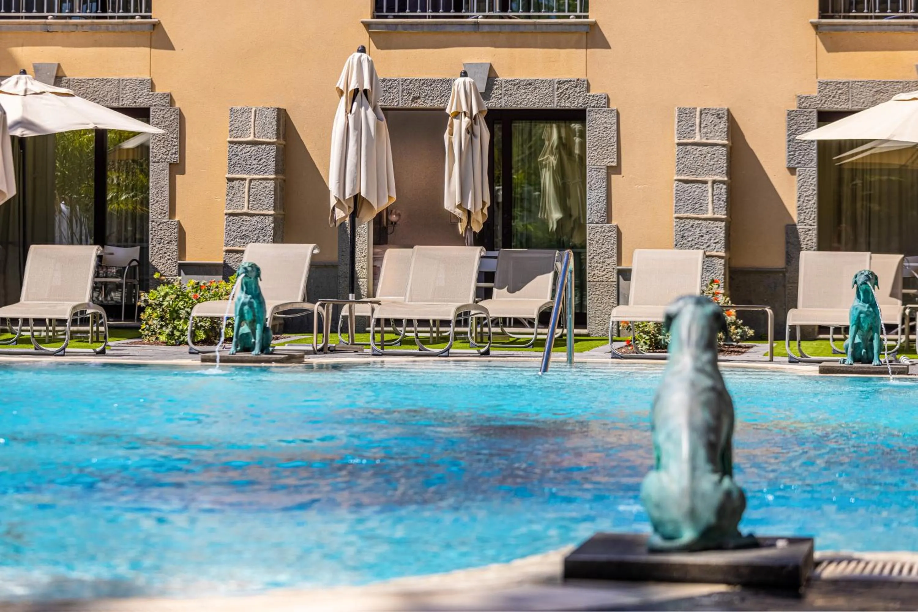 Swimming pool in Lopesan Costa Meloneras Resort & Spa