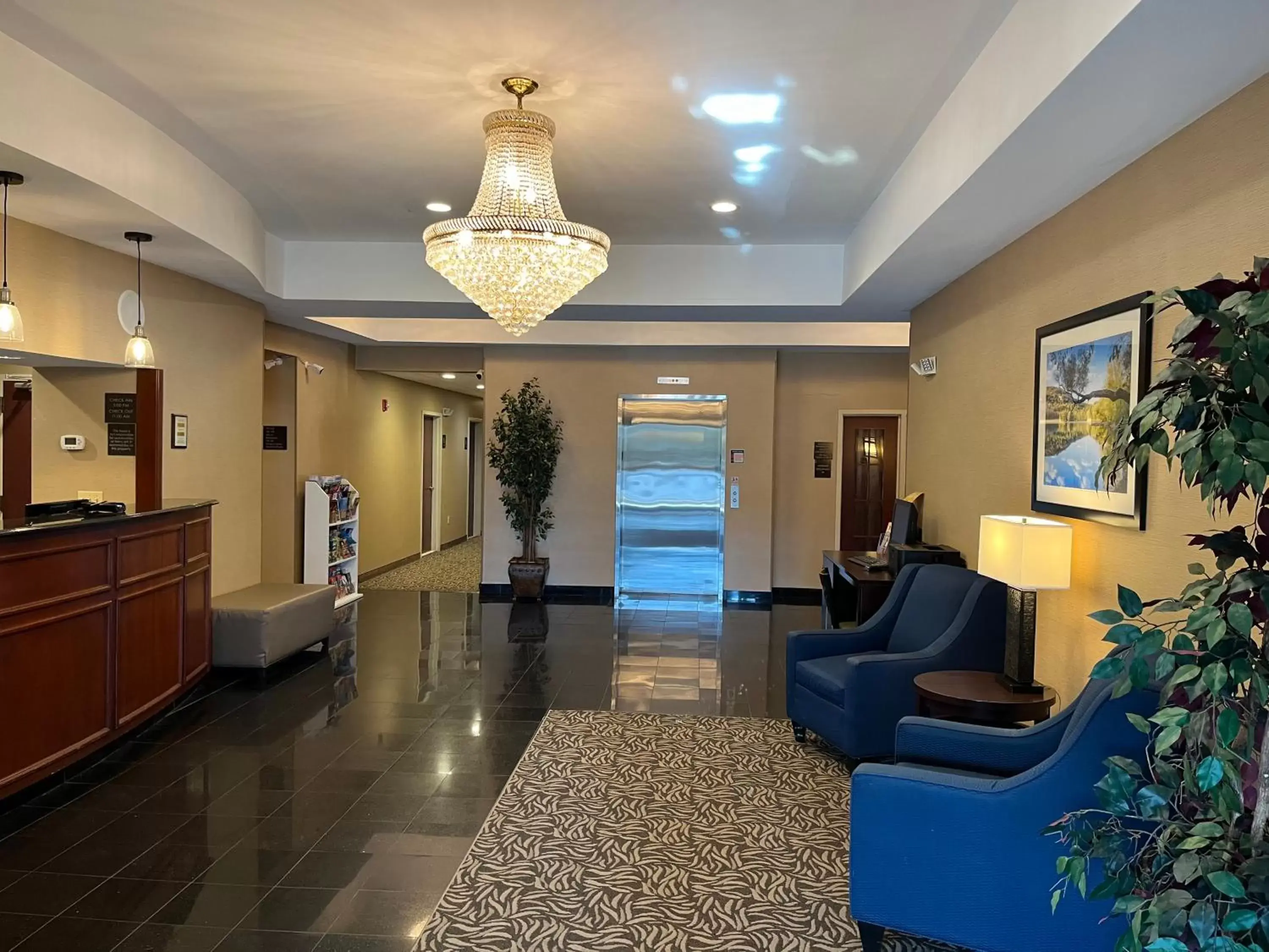 Lobby or reception, Lobby/Reception in Comfort Suites Mahwah - Paramus