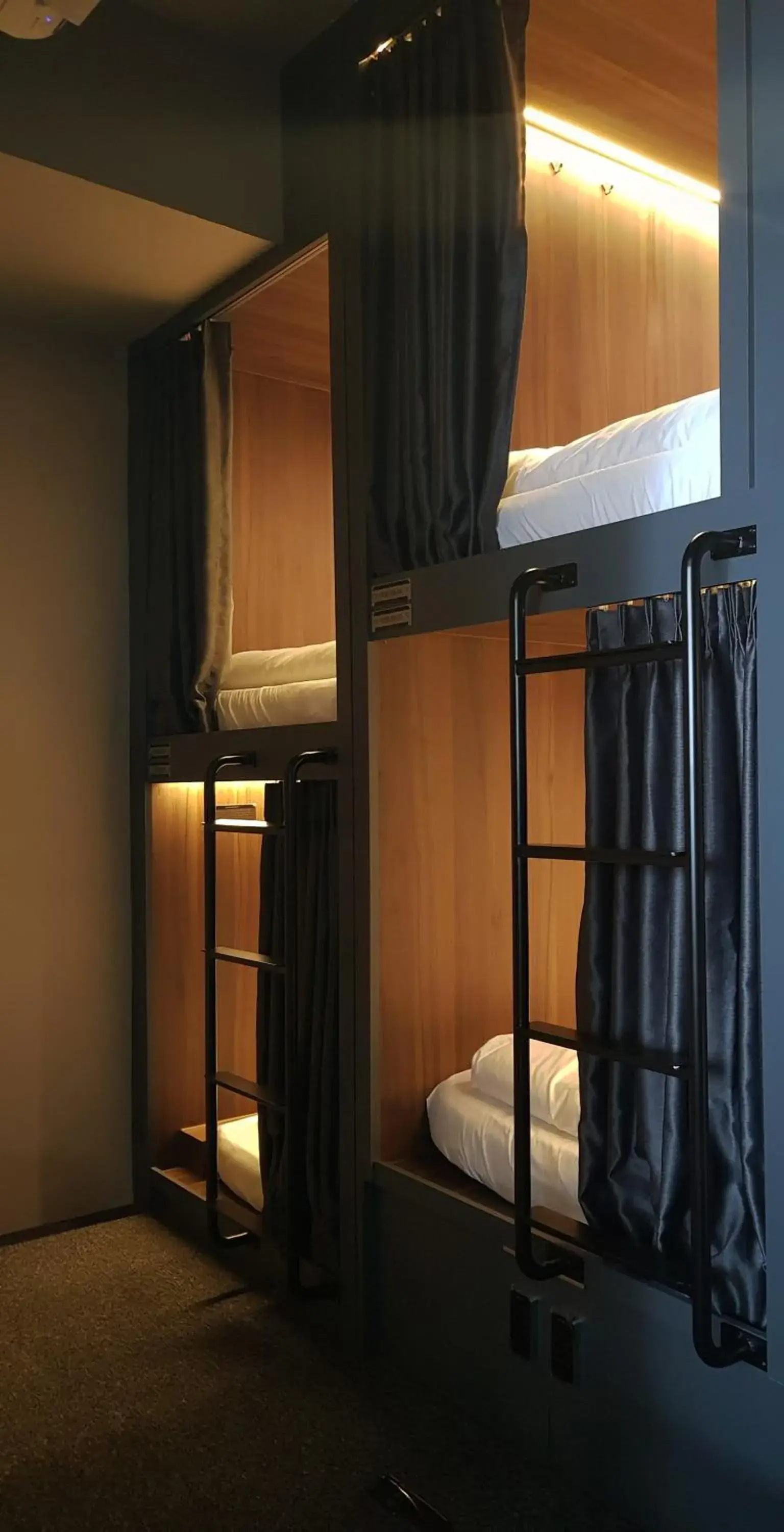 Bedroom, Bunk Bed in Wink @ McCallum Street