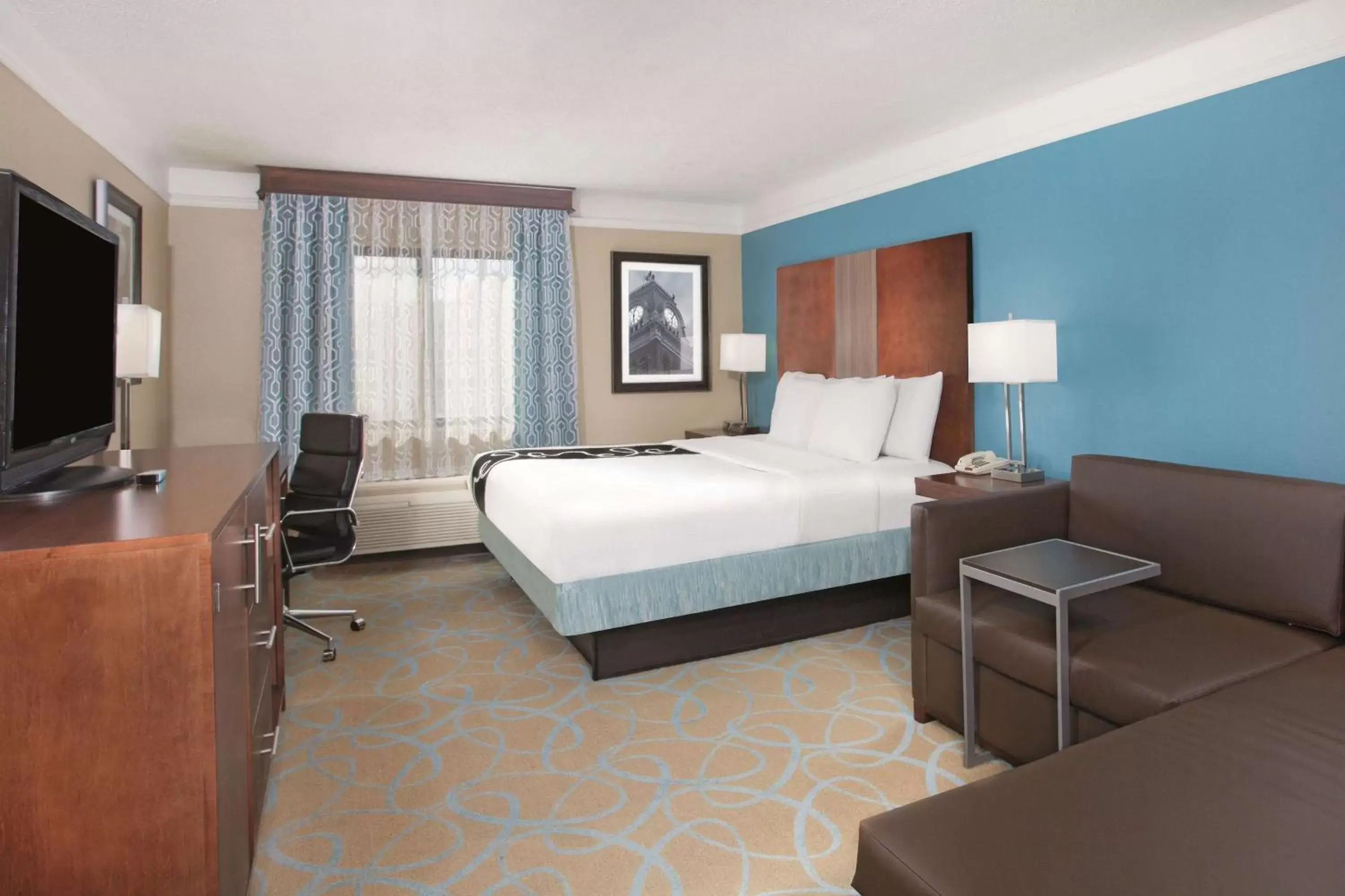 King Room in La Quinta by Wyndham Elizabethtown King Room in La Quinta by Wyndham Elizabethtown