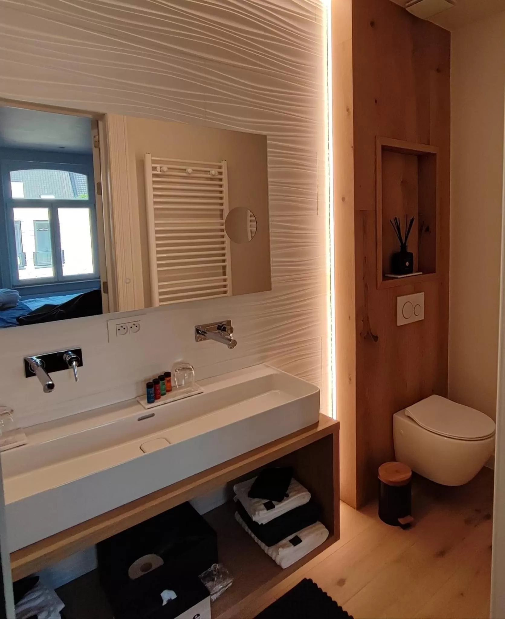 Bathroom in St-Georges IV