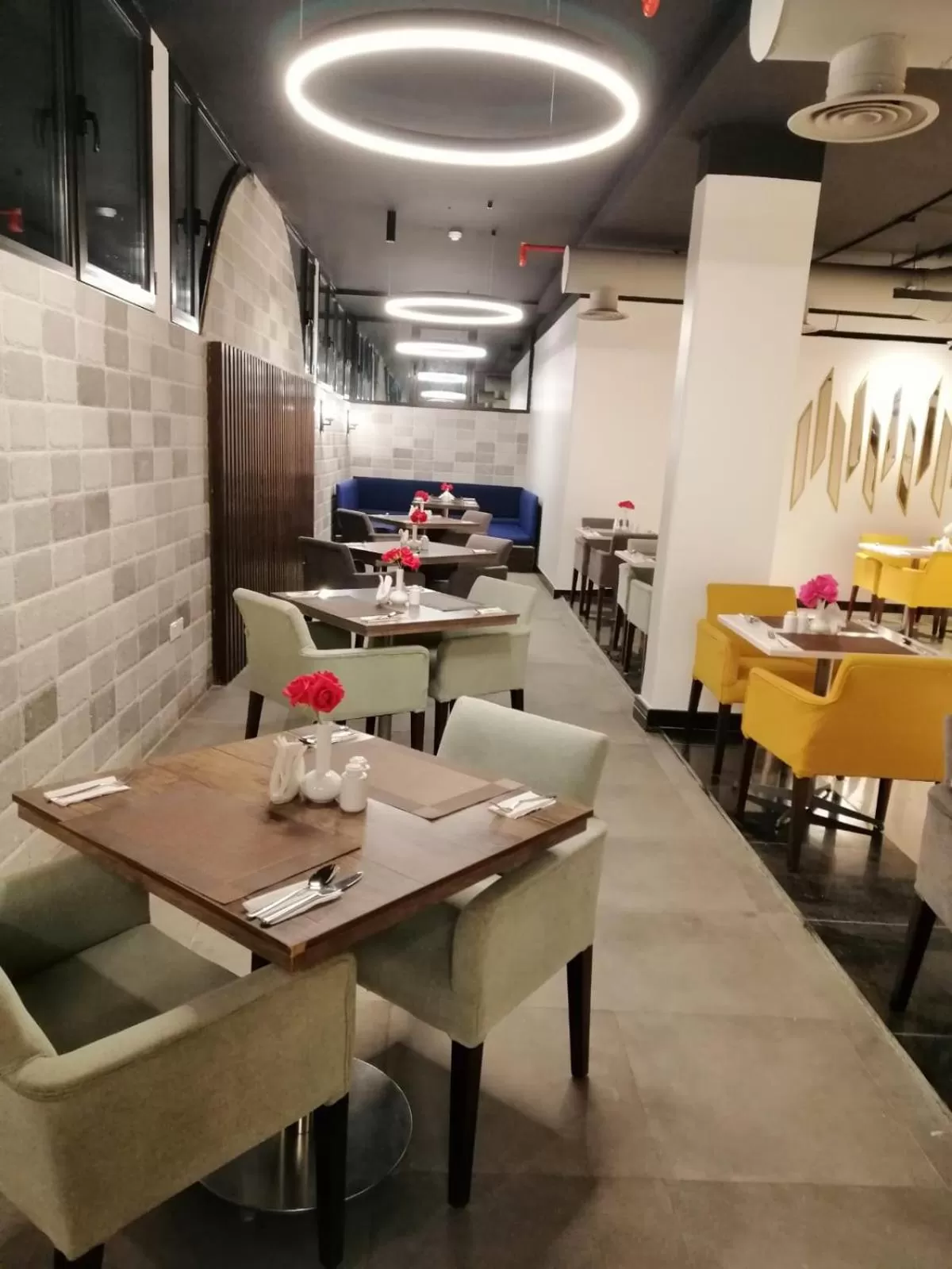 Restaurant/Places to Eat in Aquila Hotel Jeddah Al Hamra