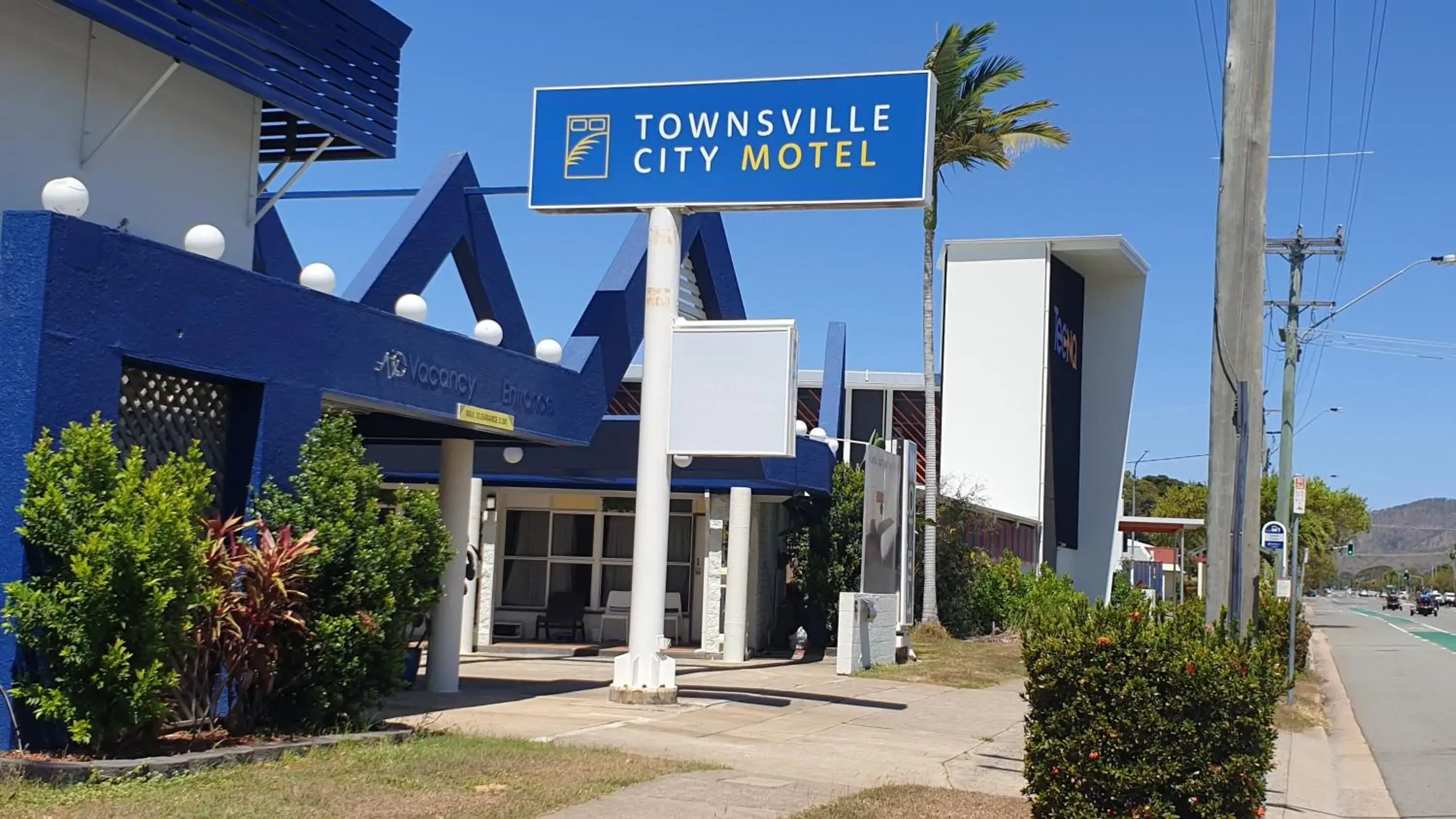 Property Building in Townsville City Motel