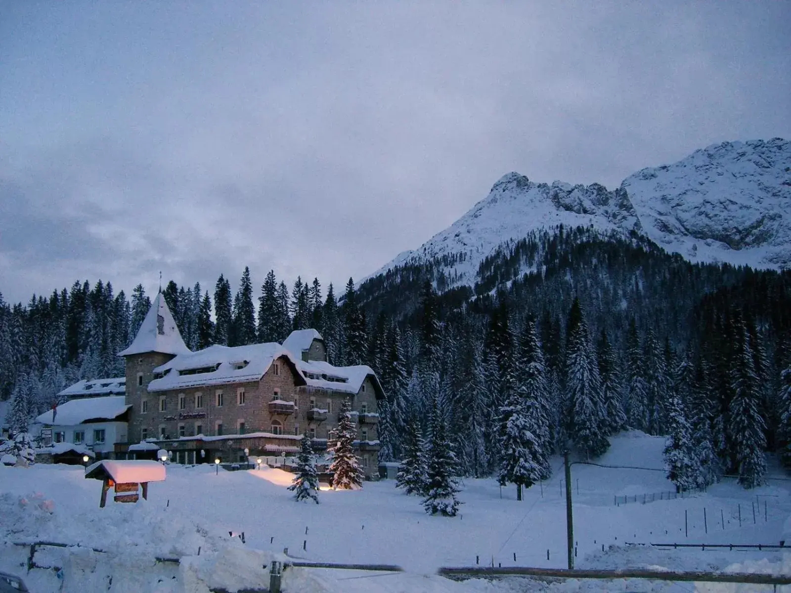 Natural landscape, Winter in Hotel Castel Latemar