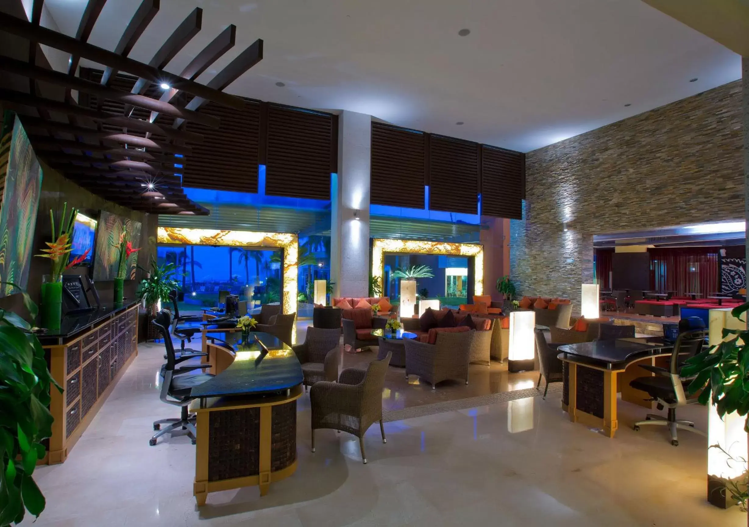 Facade/entrance, Lounge/Bar in Sunset Plaza Beach Resort Puerto Vallarta All Inclusive