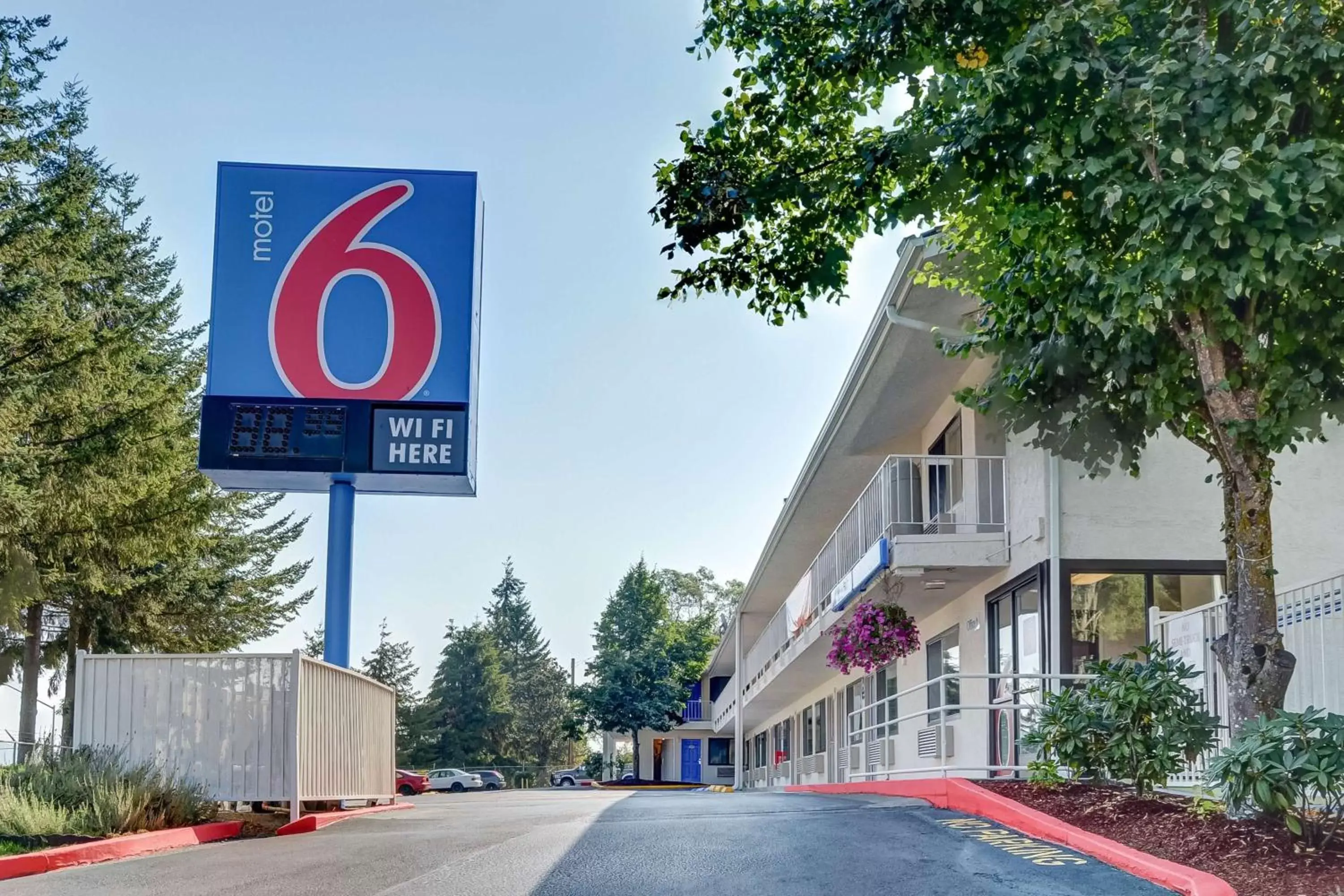 Property Building in Motel 6-Eugene, OR - South Springfield