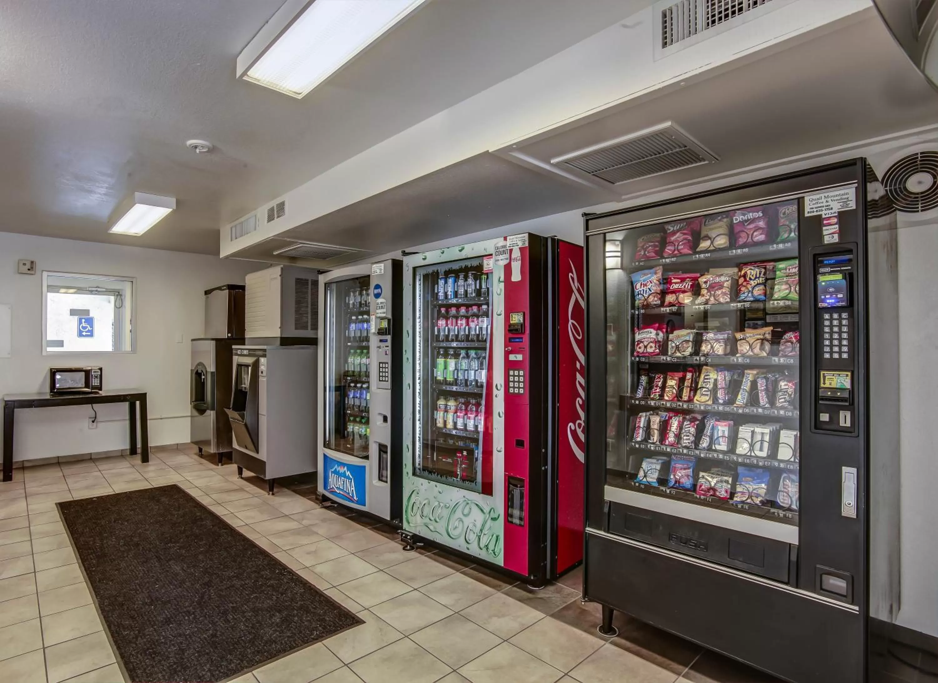 Decorative detail in Motel 6-Grants Pass, OR