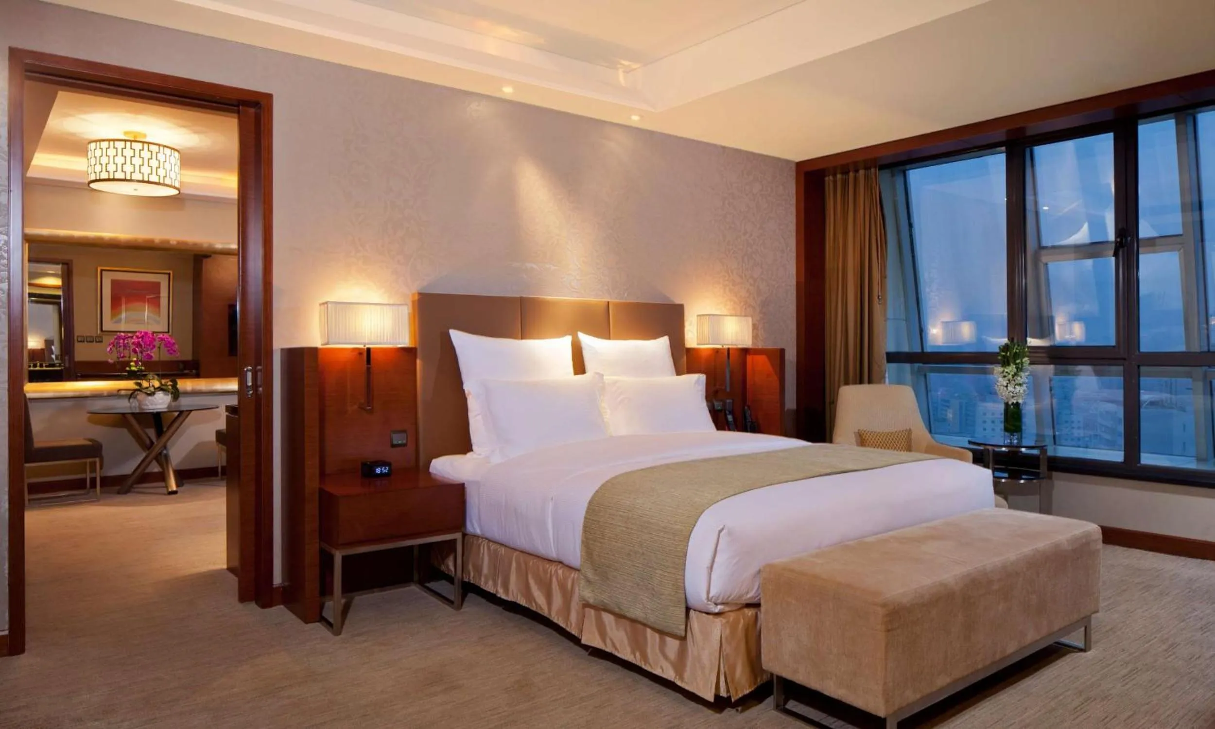 View (from property/room), Bed in DoubleTree by Hilton Shenyang
