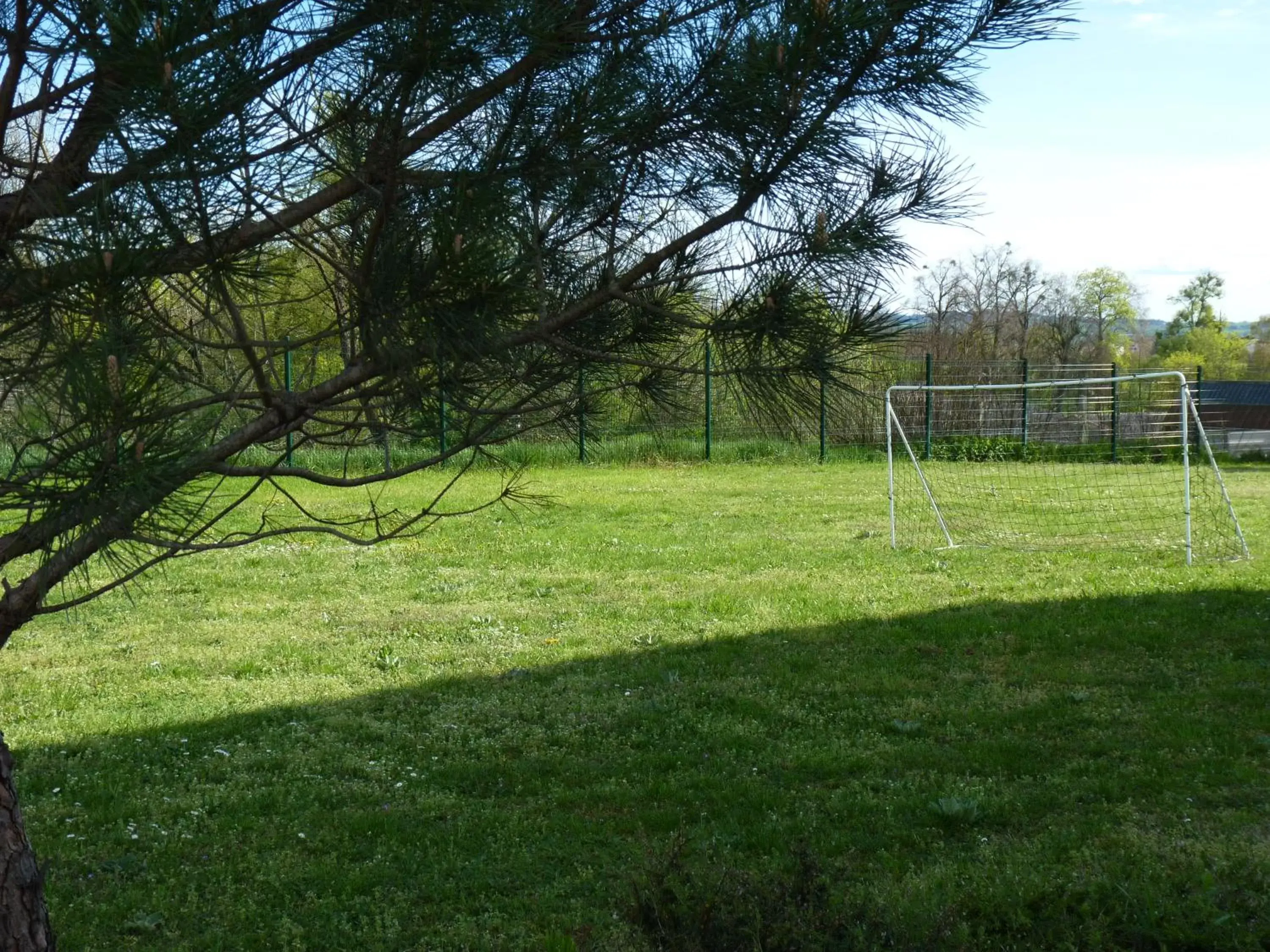 Garden in Ibis Budget Roanne Hôtel