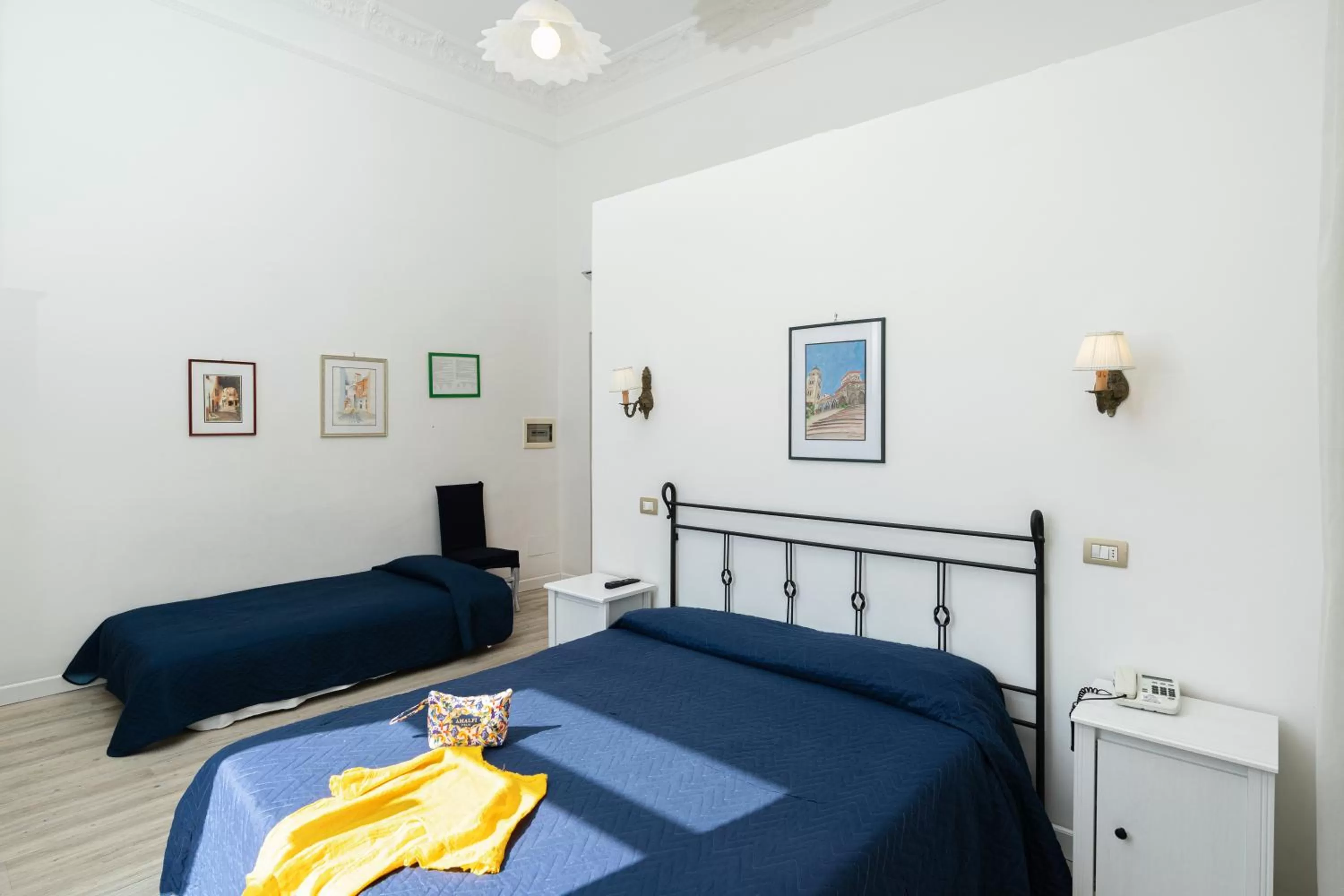 Bed in Hotel Fontana