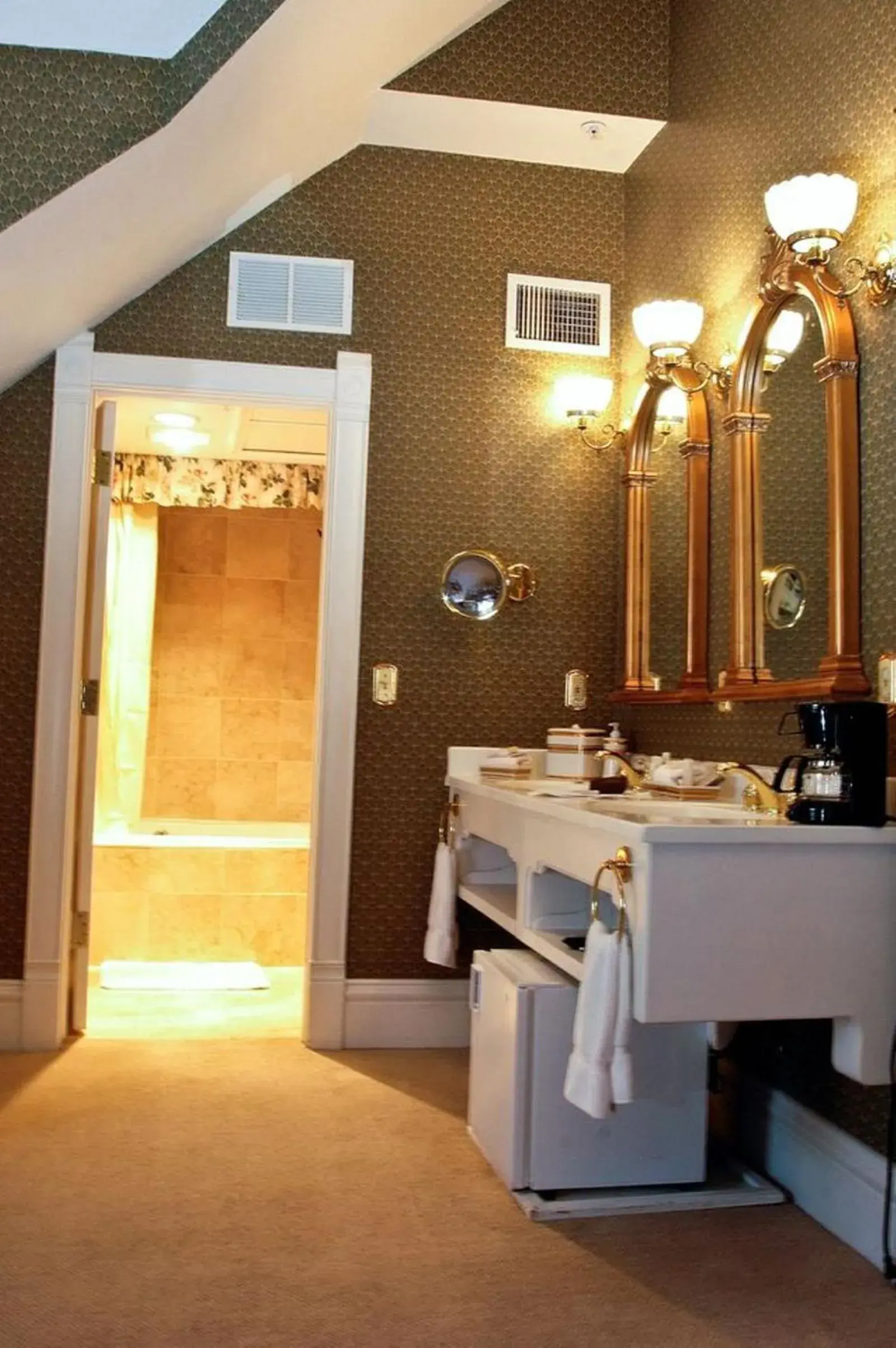 Bathroom in The Cliff House At Pikes Peak