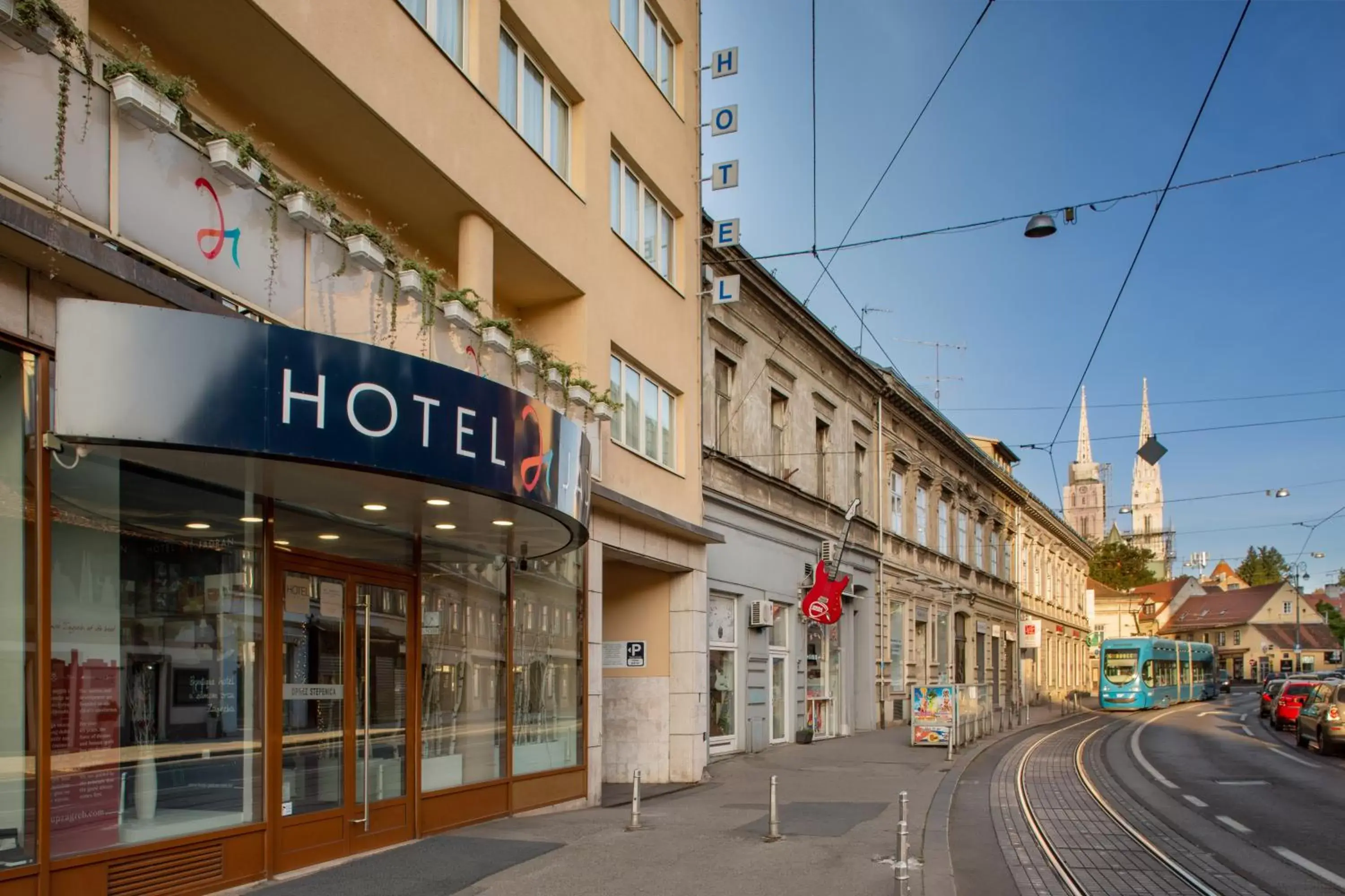 Facade/entrance in Hotel Jadran