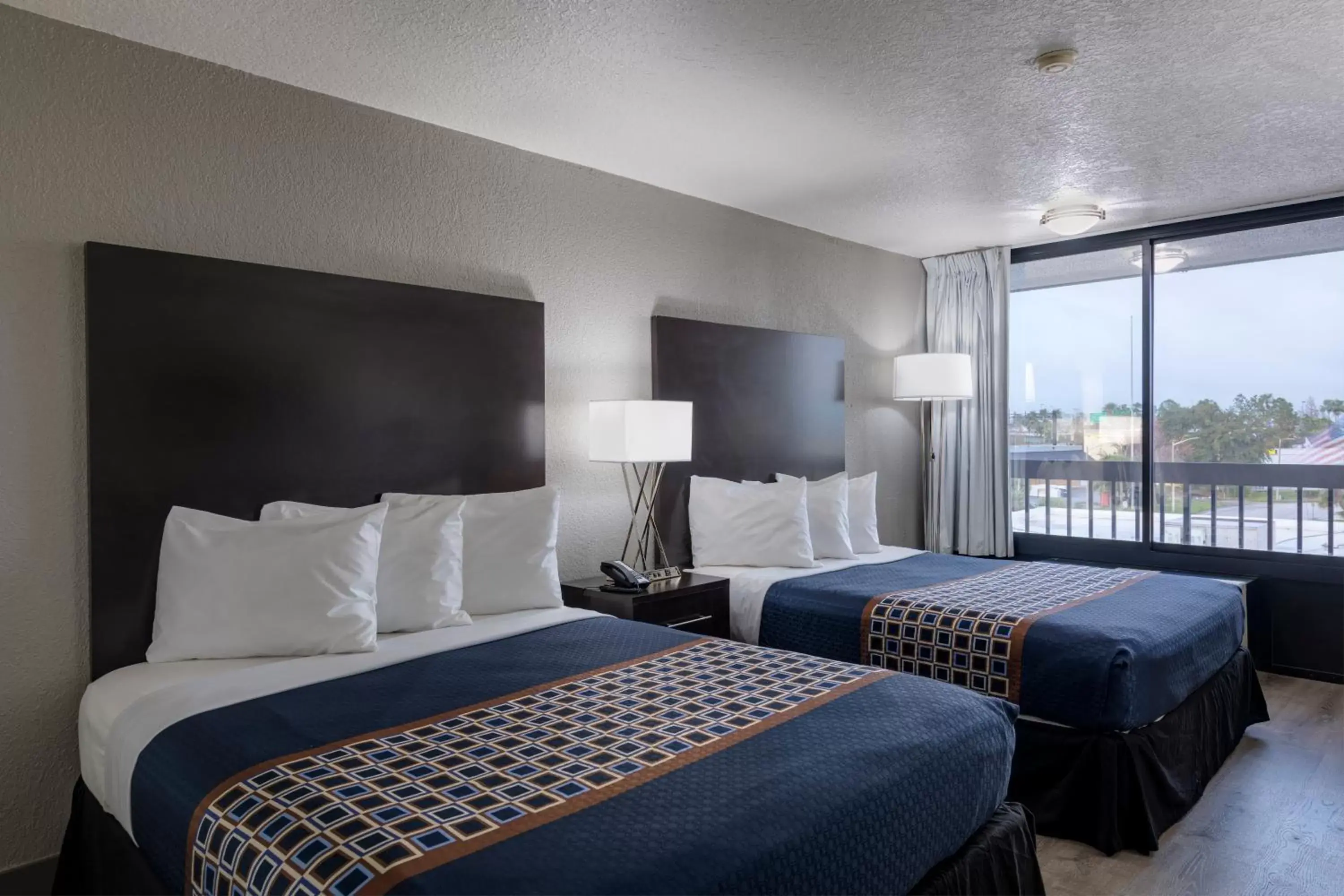 Photo of the whole room, Bed in Hotel Monreale Express International Drive Orlando