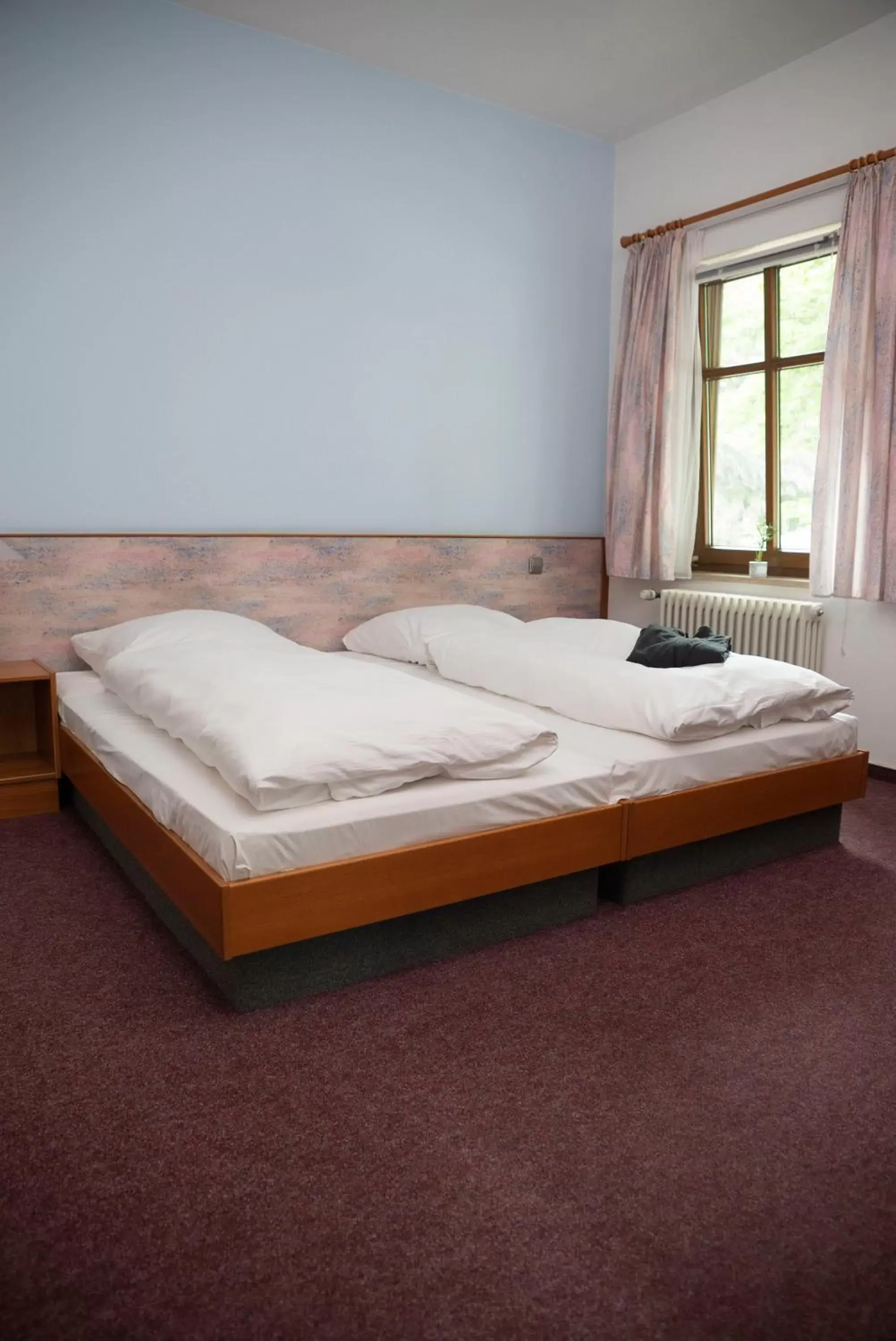 Bedroom, Bed in Hotel Liszt