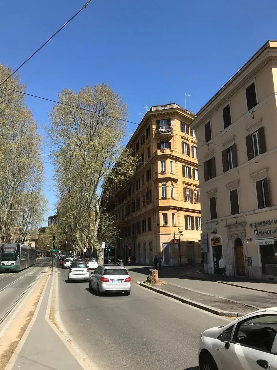 Property building in Paola A Trastevere