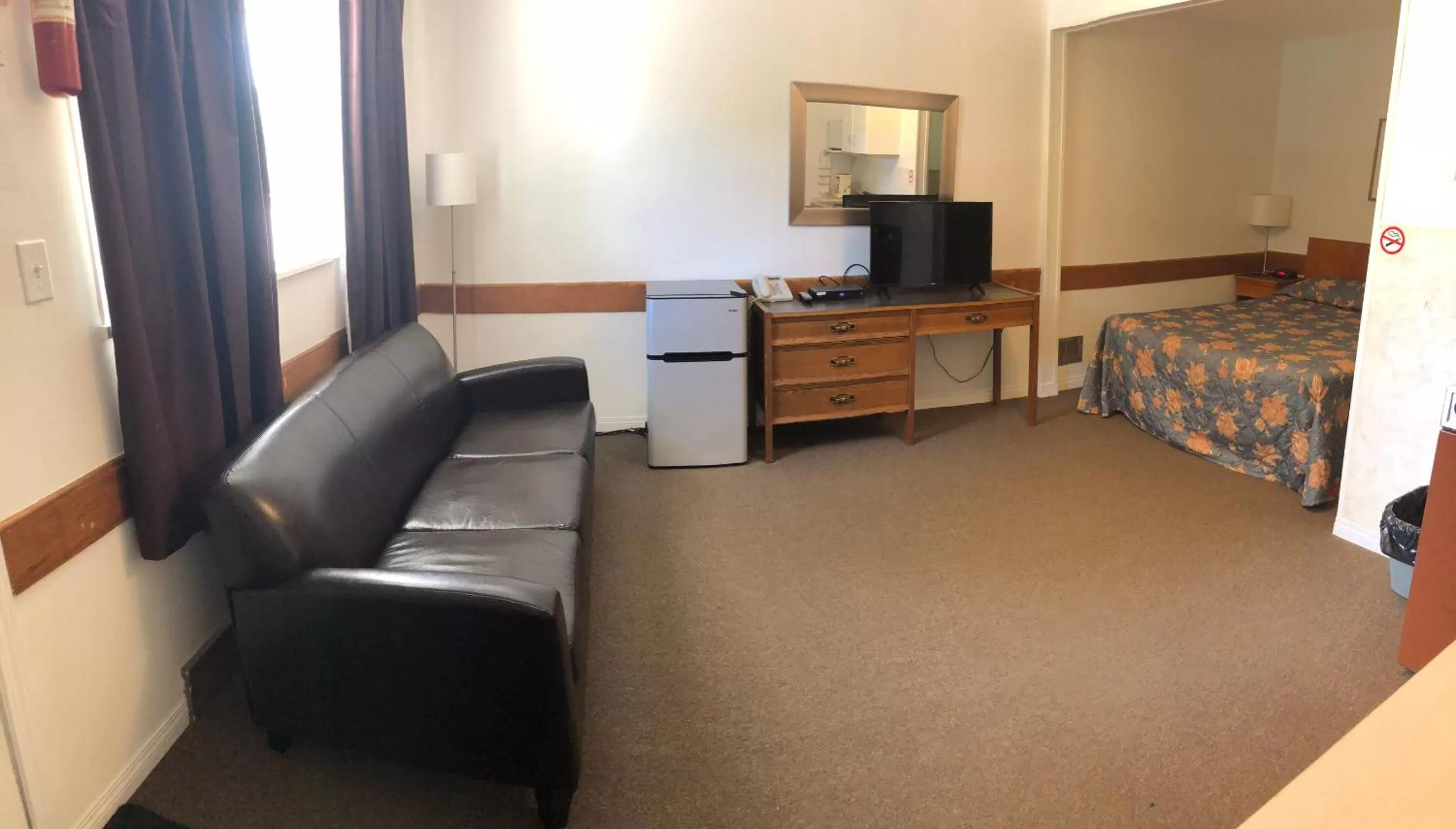 Seating Area in Yellow Quill Motel