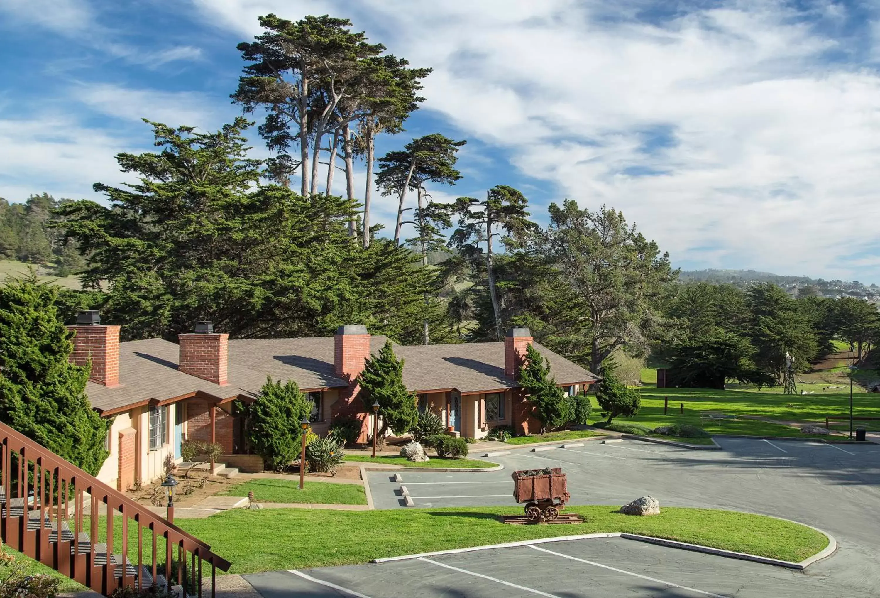 Facade/entrance, Swimming Pool in Oceanpoint Ranch