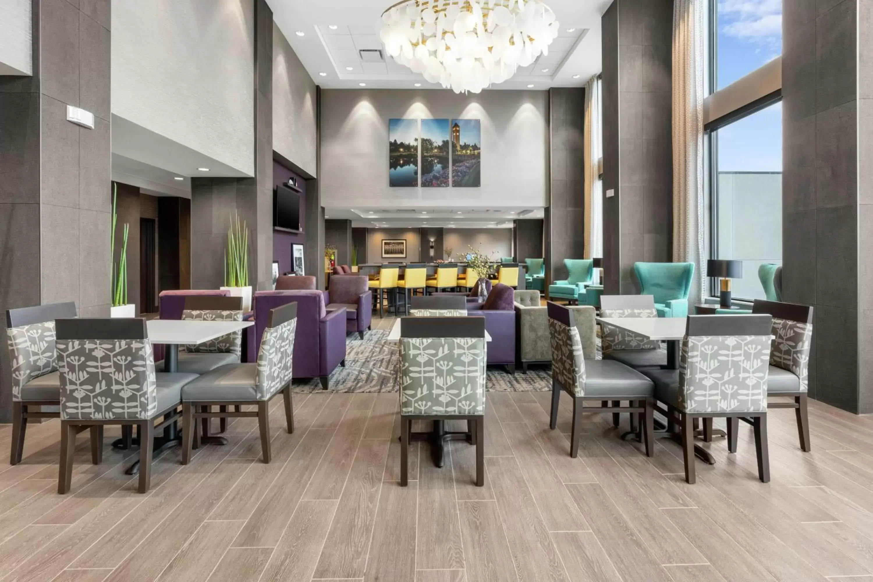 Lobby or reception, Restaurant/Places to Eat in Hampton Inn & Suites Spokane Downtown-South
