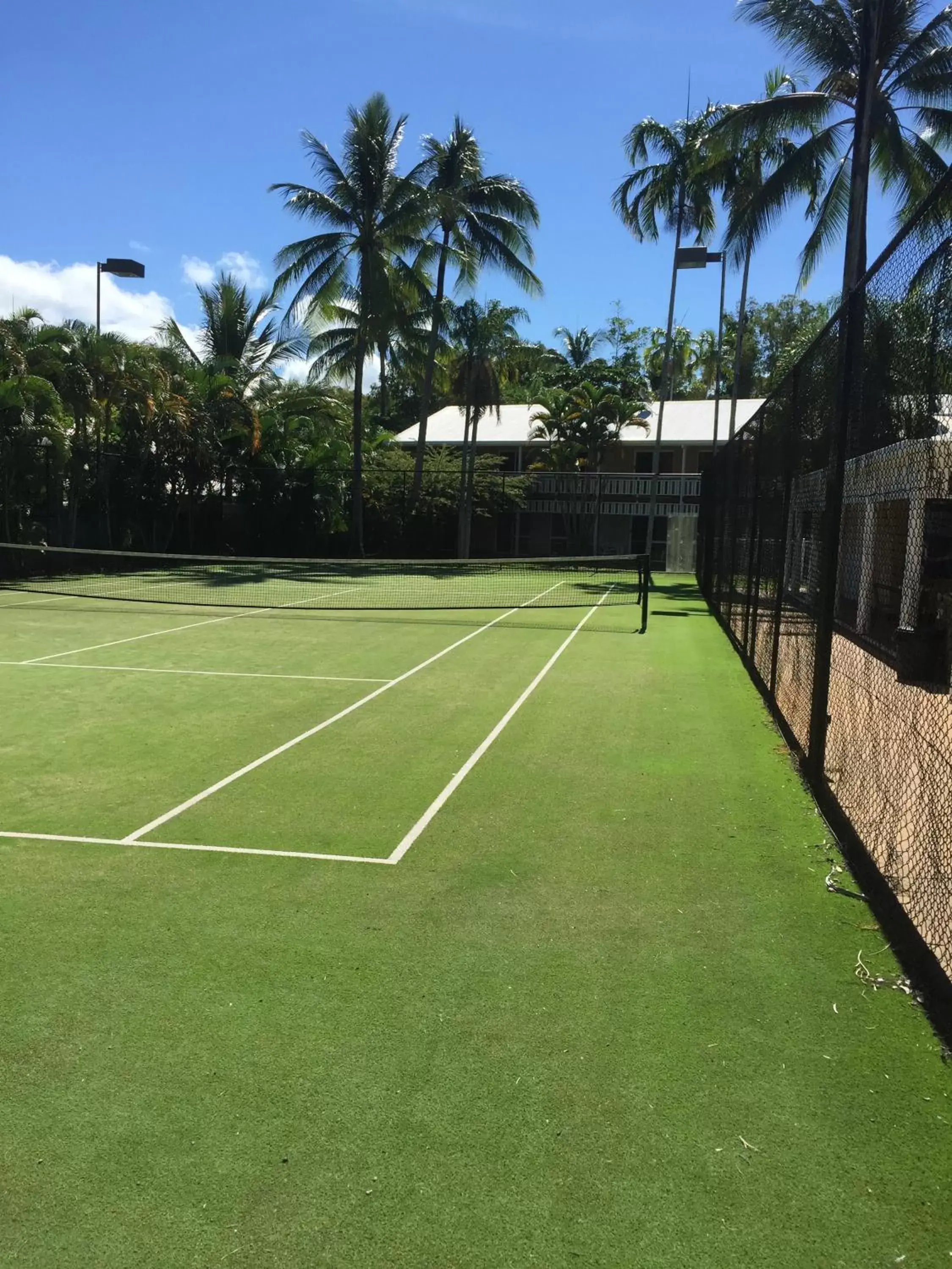 Tennis court, Tennis/Squash in Nimrod Resort Apartments