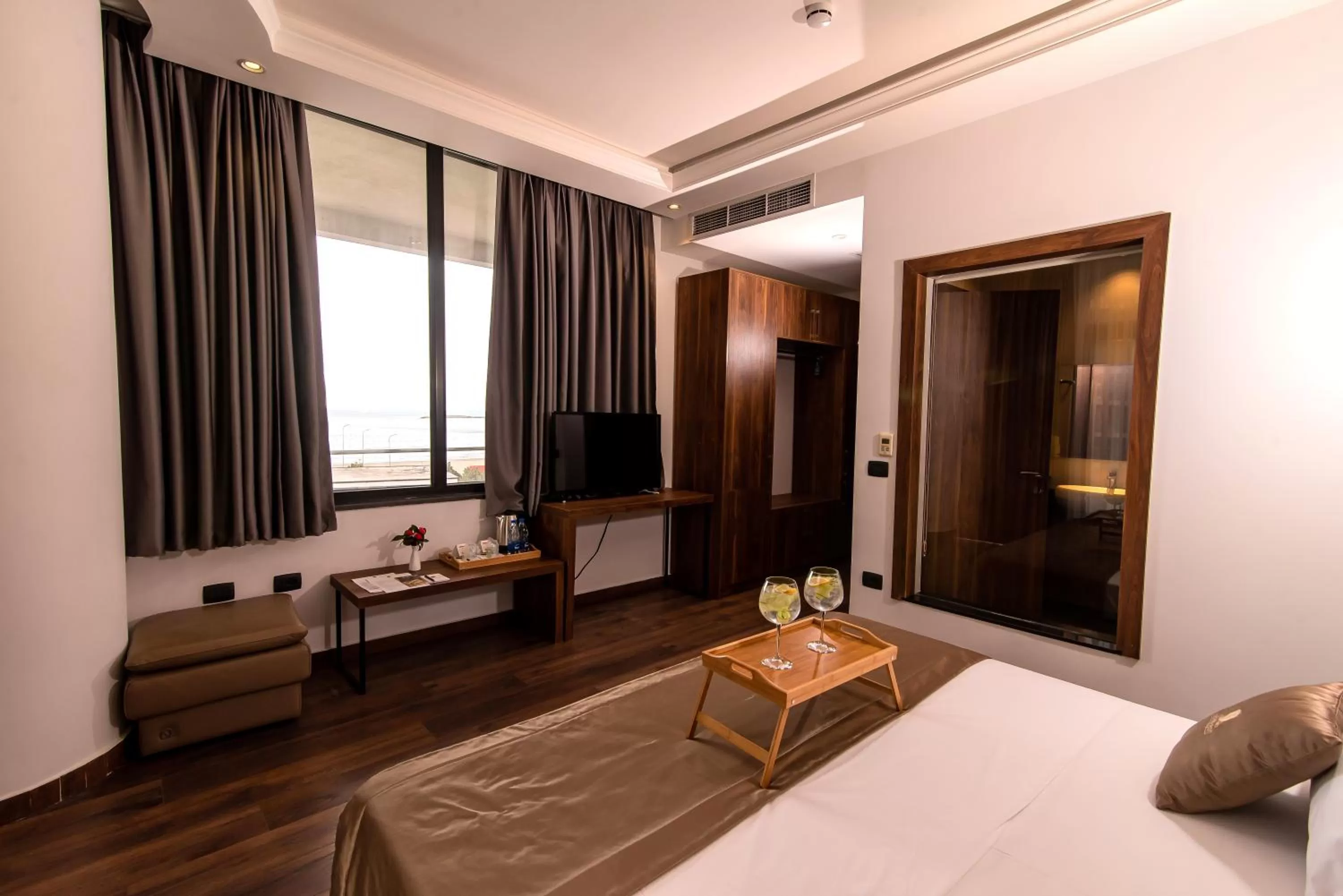 Bed in Deluxe & Executive SPA by Rafaelo