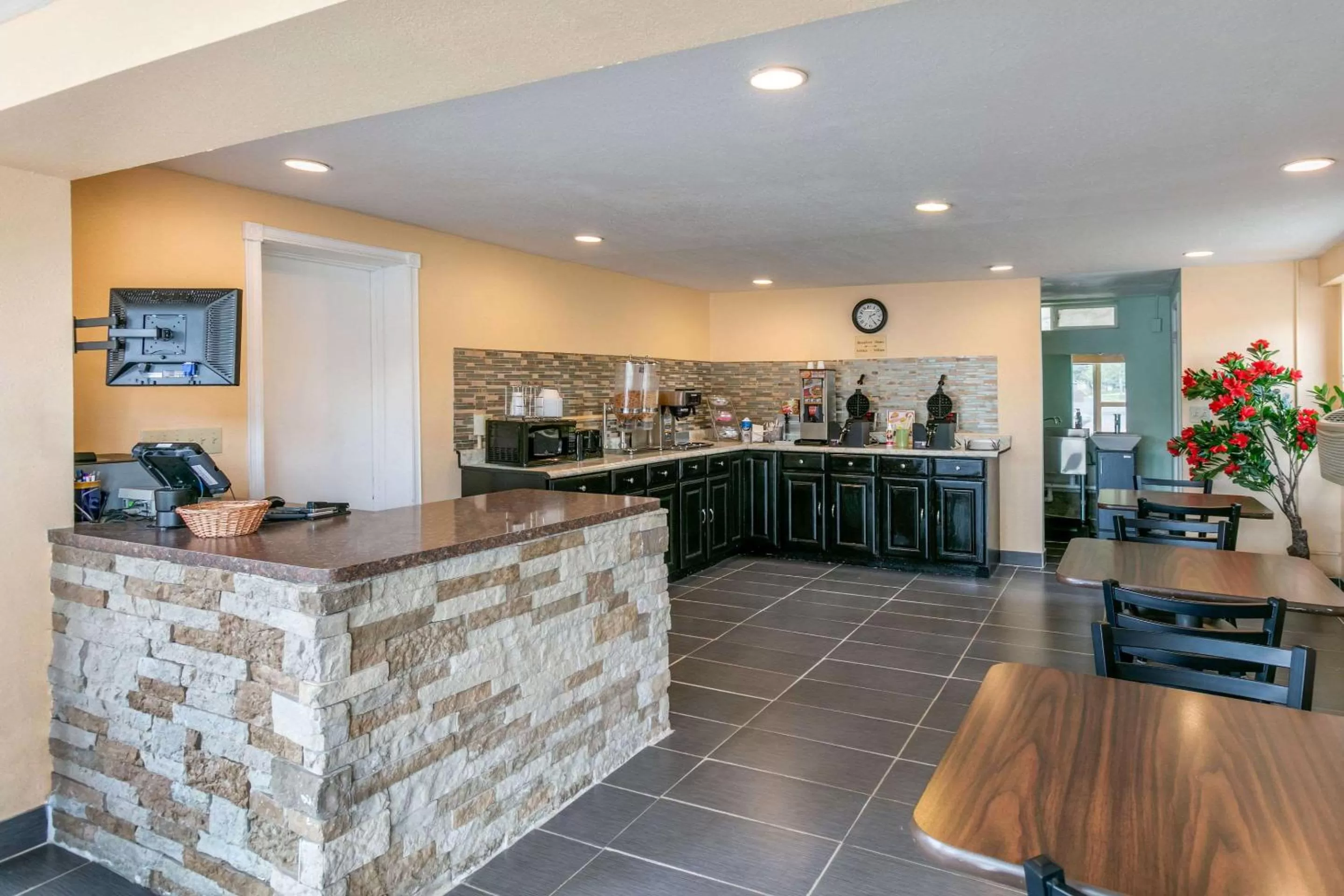 Lobby or reception in Rodeway Inn Rawlins