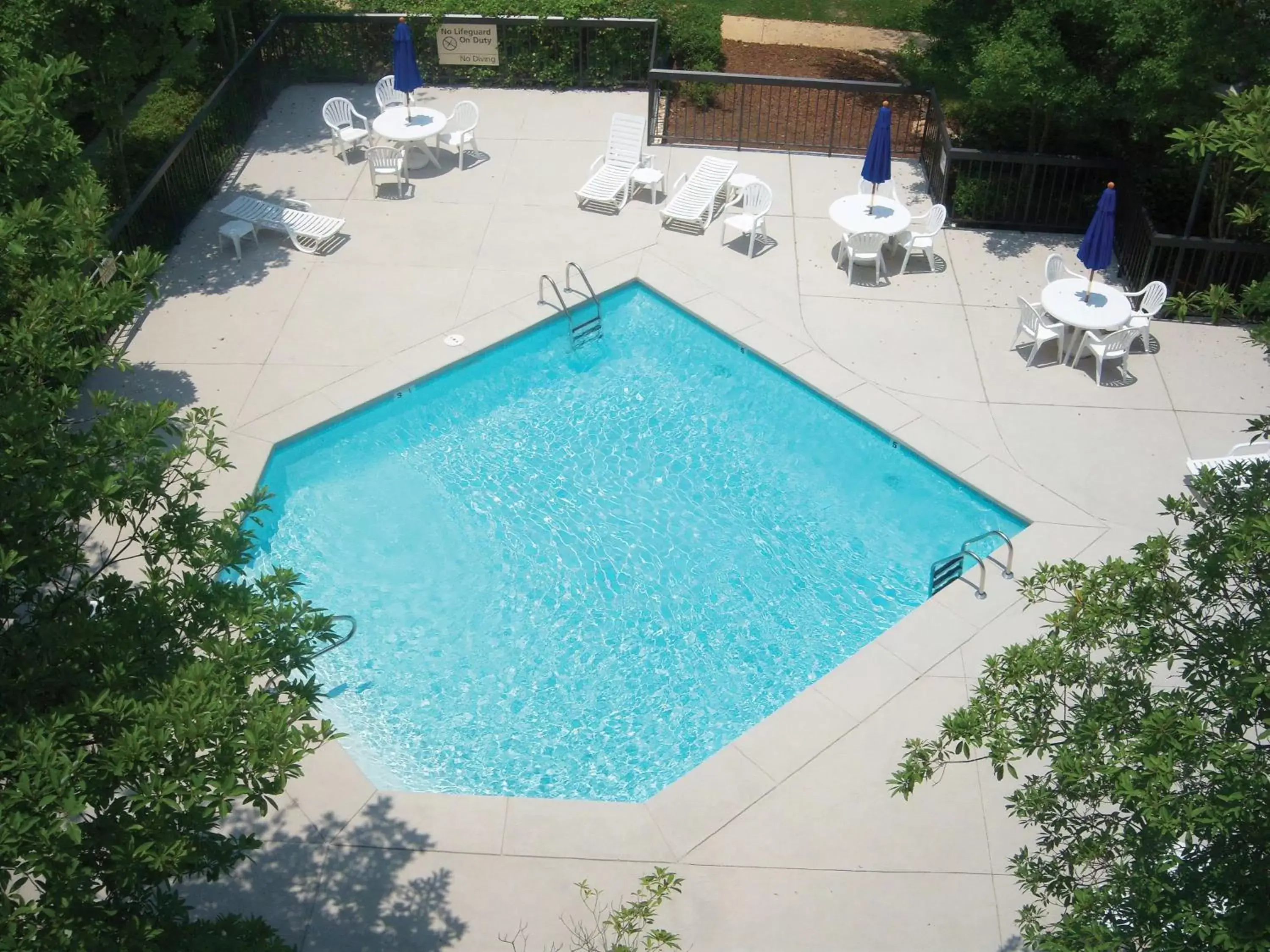 Pool View in Hampton Inn Meridian