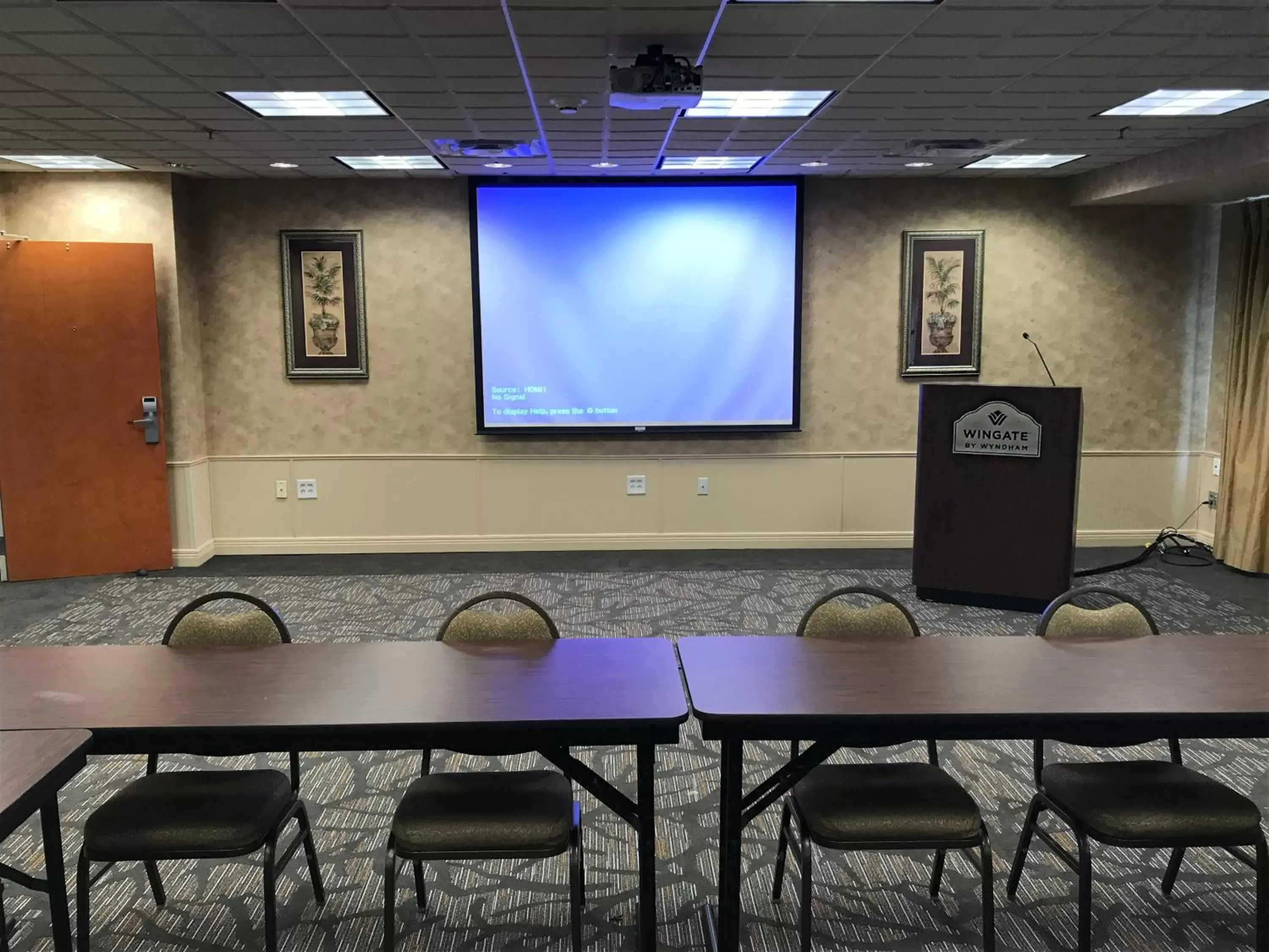 Meeting/conference room in Wingate by Wyndham Louisville East