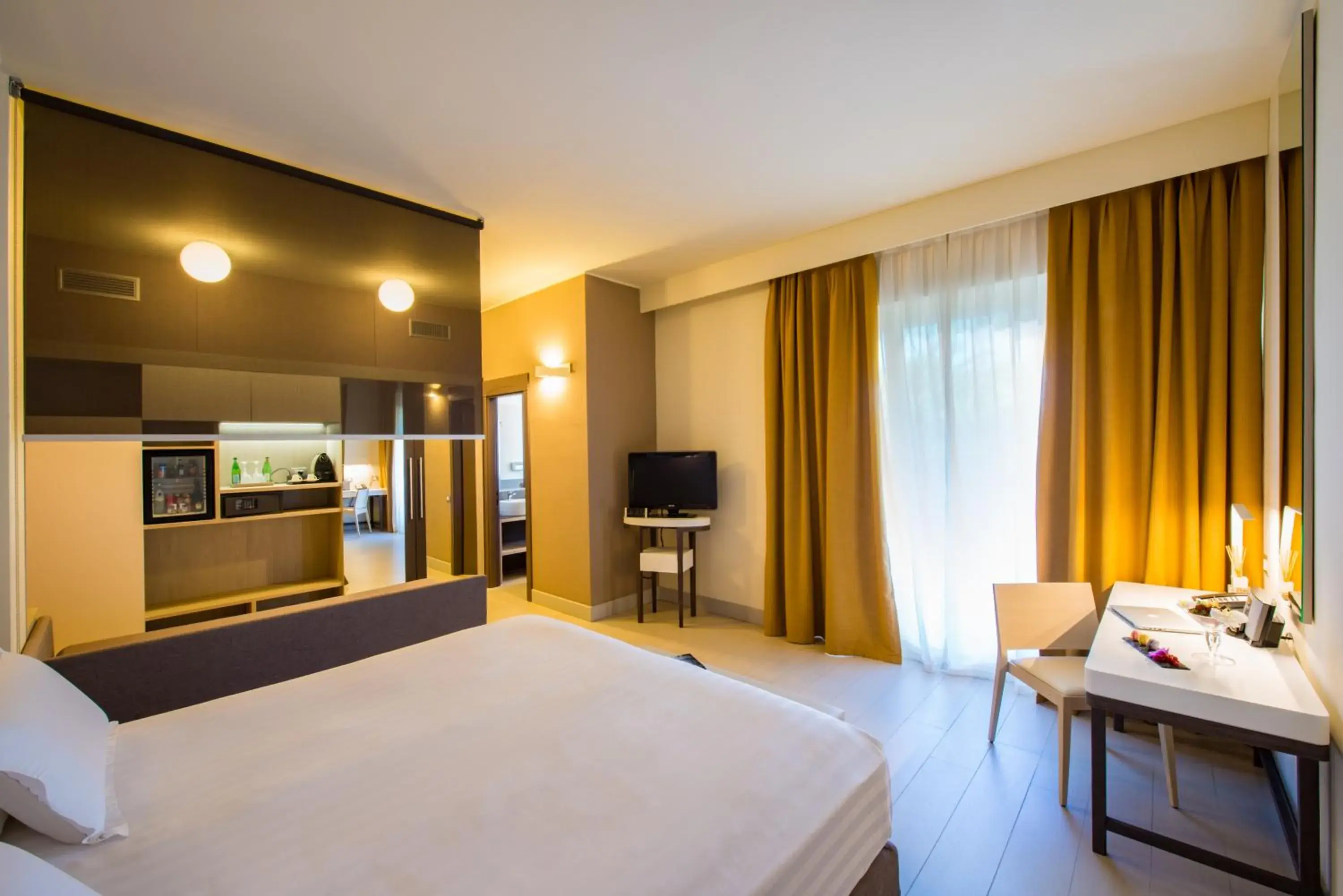 Bedroom, Bed in Pullman Timi Ama Sardegna