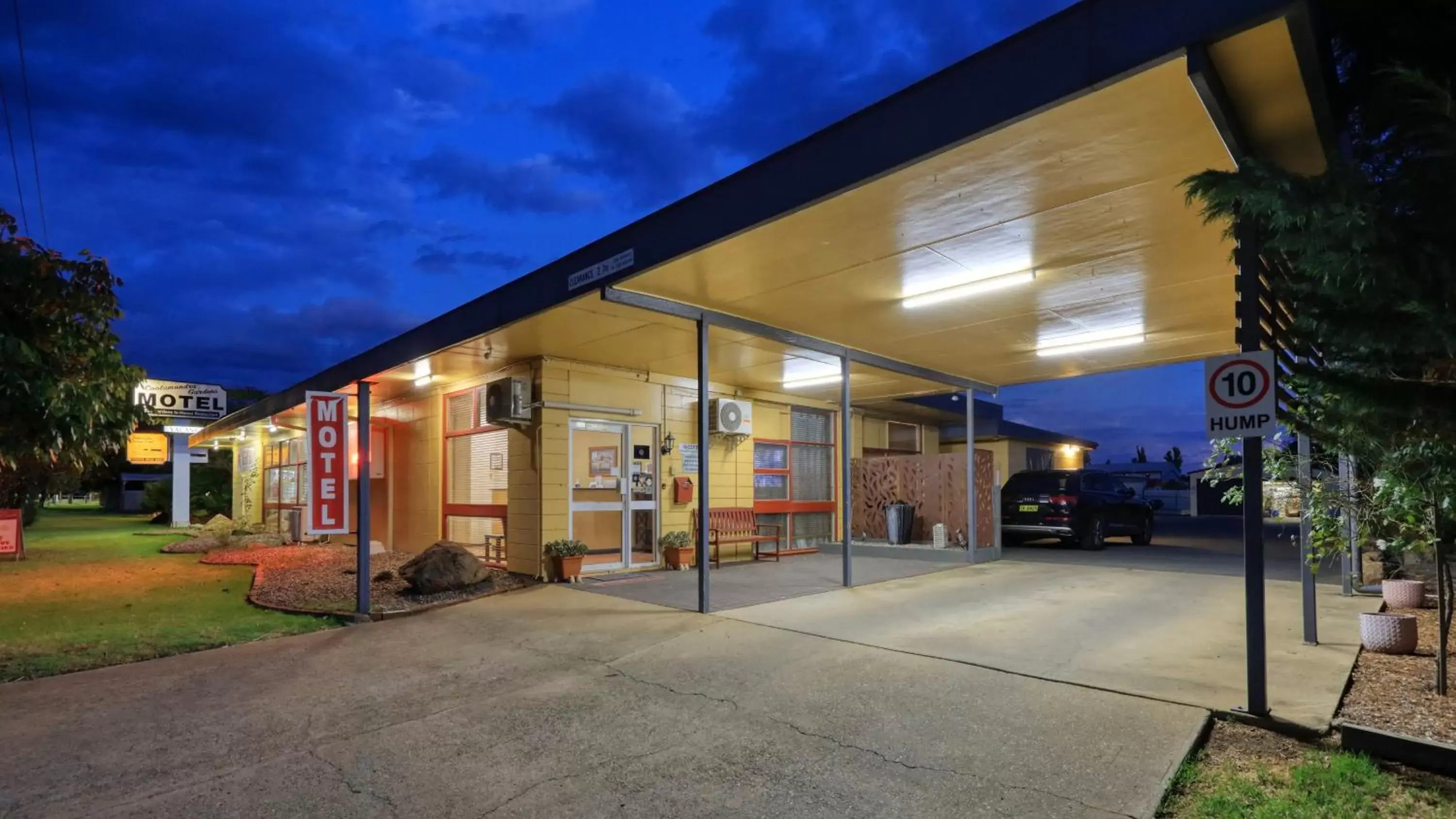 Lobby or reception, Property Building in Cootamundra Gardens Motel