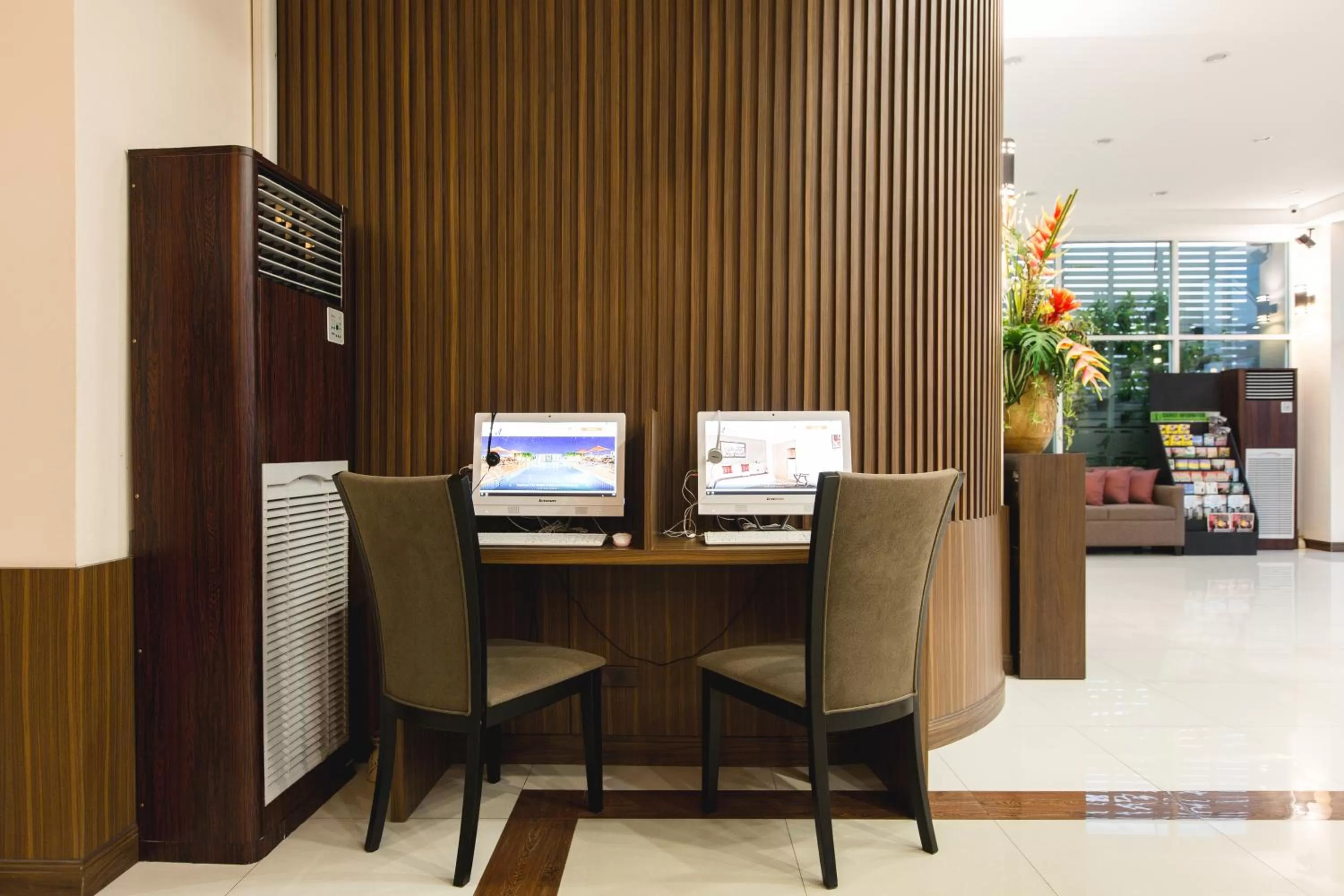 Business facilities in Adelphi Pattaya